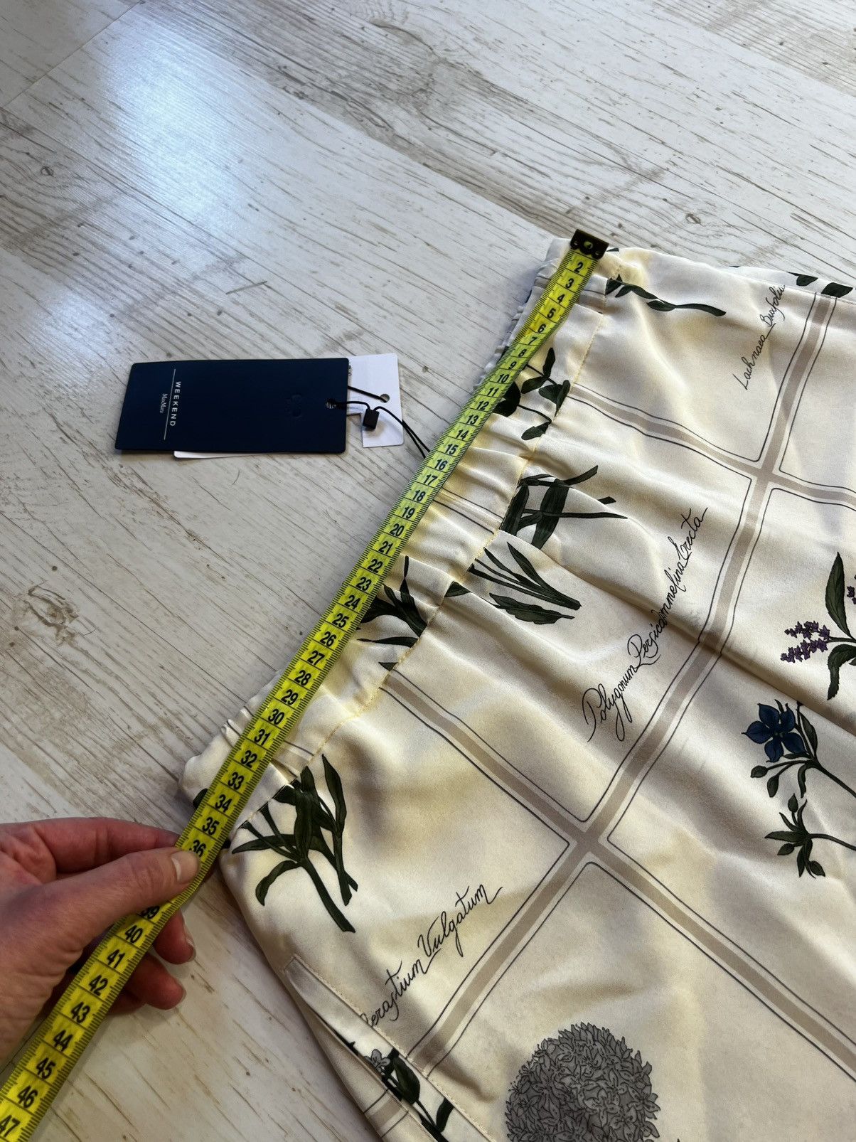 Weekend Max Mara Weekend Max Mara Lory Floral Silk Wide-Leg Trousers Size 27" / US 4 / IT 40 - 15 Thumbnail