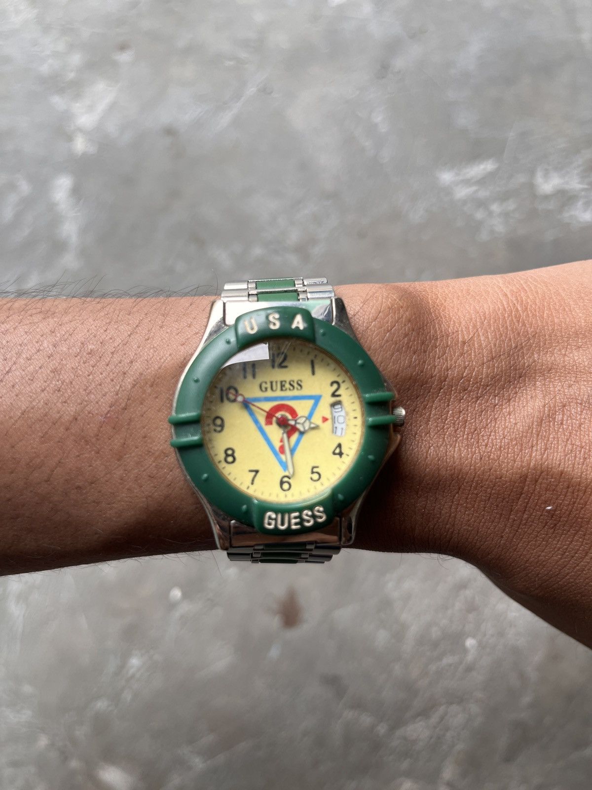 Georges Marciano Vintage 90s Guess USA Triangle Logo Watch Green Bezel Size ONE SIZE - 5 Thumbnail