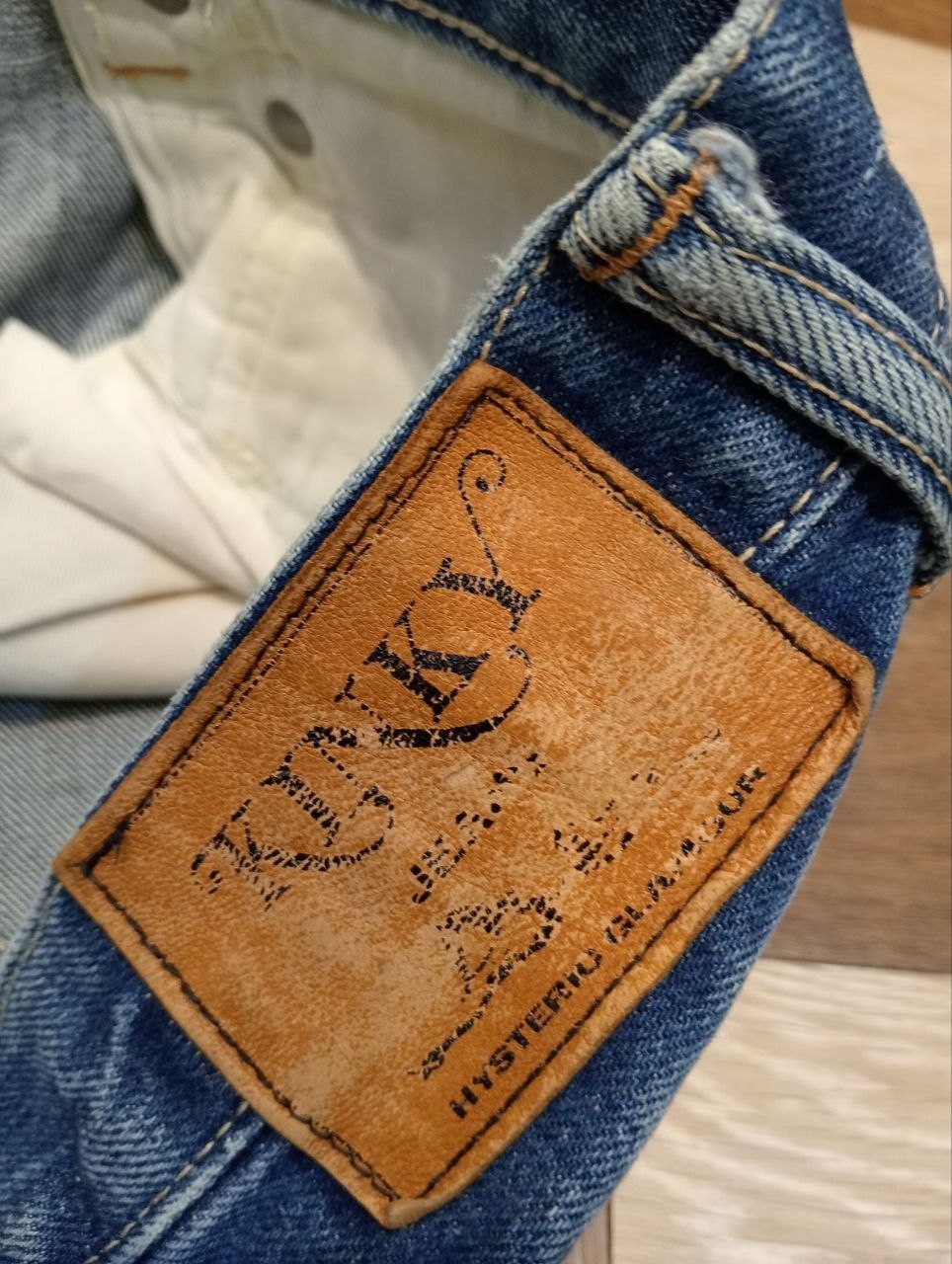 Hysteric Glamour VINTAGE HYSTERIC GLAMOUR KINKY BLUE DENIM SELVEDGE PANTS Size US 32 / EU 48 - 10 Thumbnail