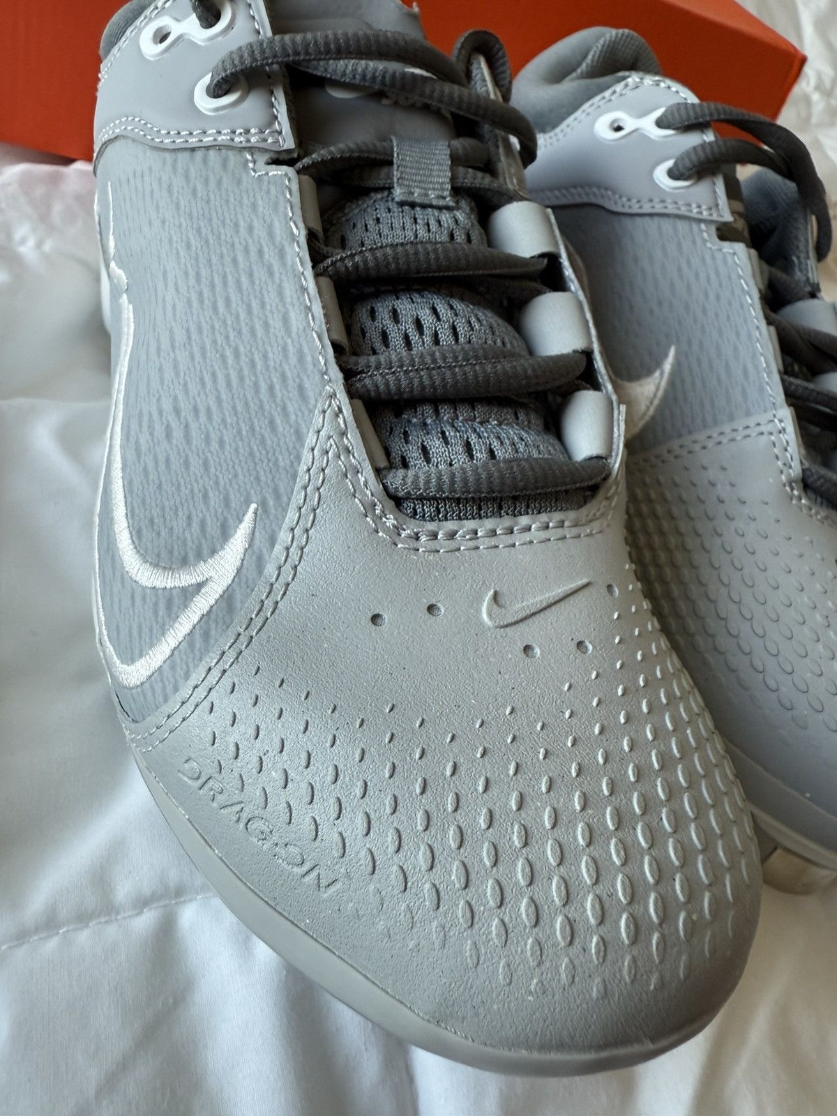 Nike Nike Hyperdiamond 4 Elite cleats, NIB! sz 7.5 softball NEW Size US 7.5 / IT 37.5 - 15 Thumbnail