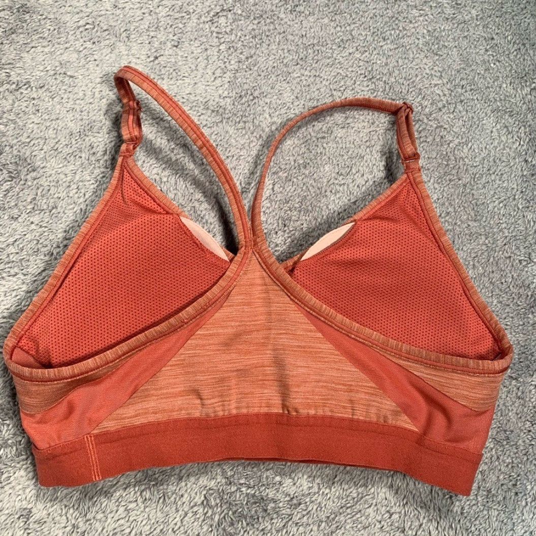 Nike Nike Sports Bra Womens M Pink Bra Regular Size Nike Sports Bra Womens M Pink Size ONE SIZE - 4 Thumbnail