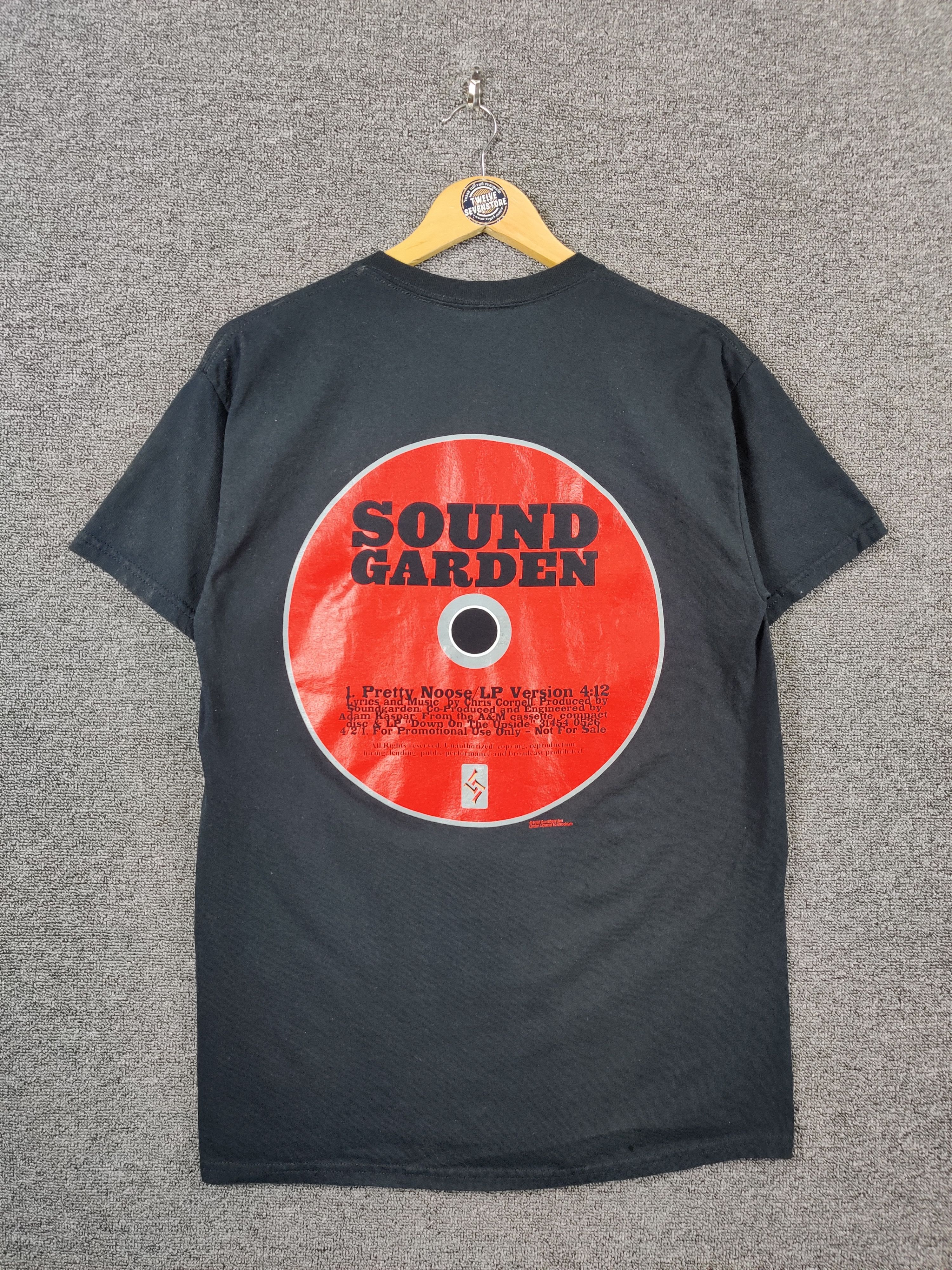 Band Tees Soundgarden Pretty Noose Album Band Tee Tshirt Size US S / EU 44-46 / 1 - 1 Thumbnail
