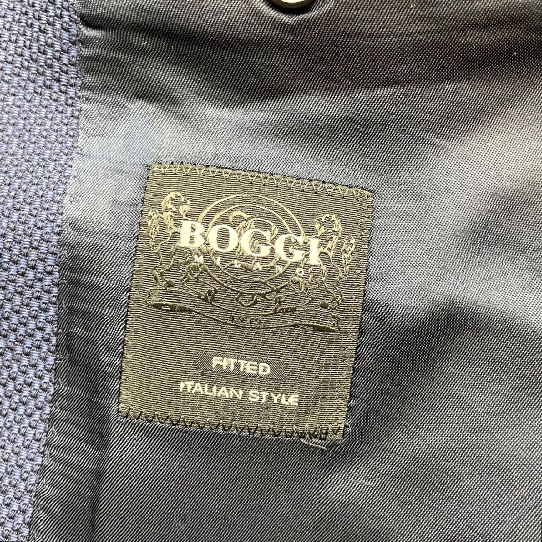 Vintage Boggi Milano Men’s Blazer Navy Blue 2-Button Slim Fit Wool 40R US 50 EU Italy Blazer Notch Lapel Single-Breasted Jacket (Regular) Mens Size 40R - 5 Thumbnail