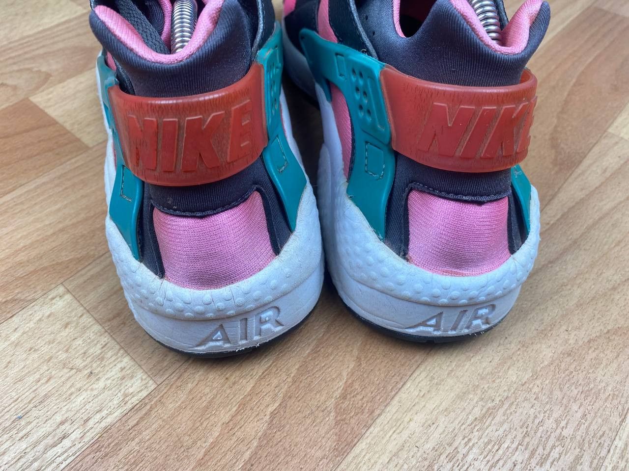 Nike × Vintage Nike Air Huarache Hyper Pink 318429-600 SIZE US 11,5 Size US 11.5 / EU 44-45 - 8 Thumbnail