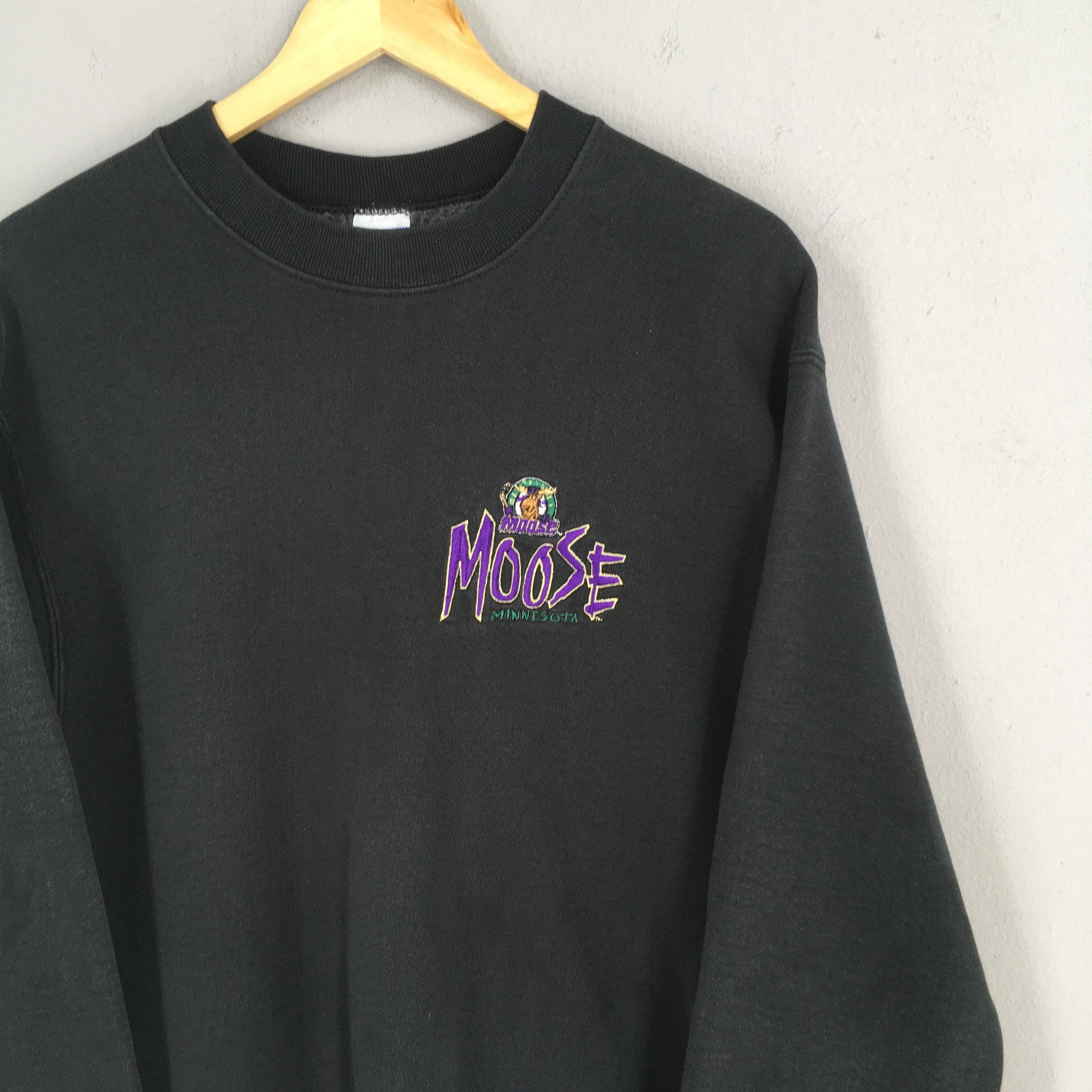 NHL Vintage 90s Minnesota Moose Hockey IHL Black Sweatshirt L Size US L / EU 52-54 / 3 - 2 Thumbnail
