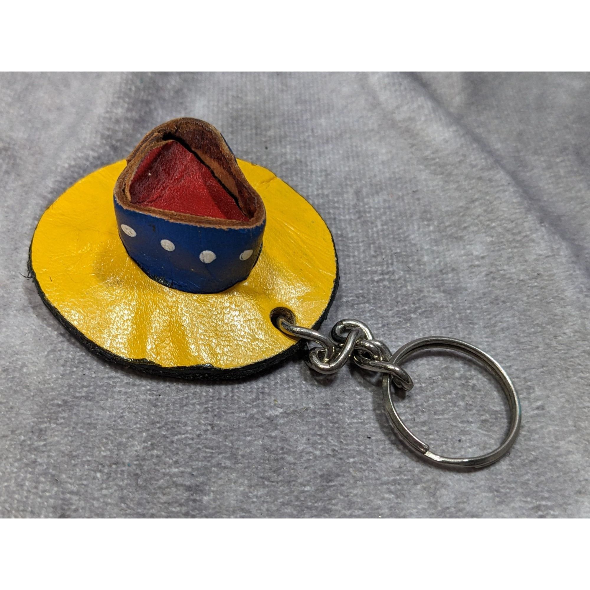 Handmade Vintage Handmade Leather Sombrero Keychain With Yellow & Blu Size ONE SIZE - 4 Thumbnail