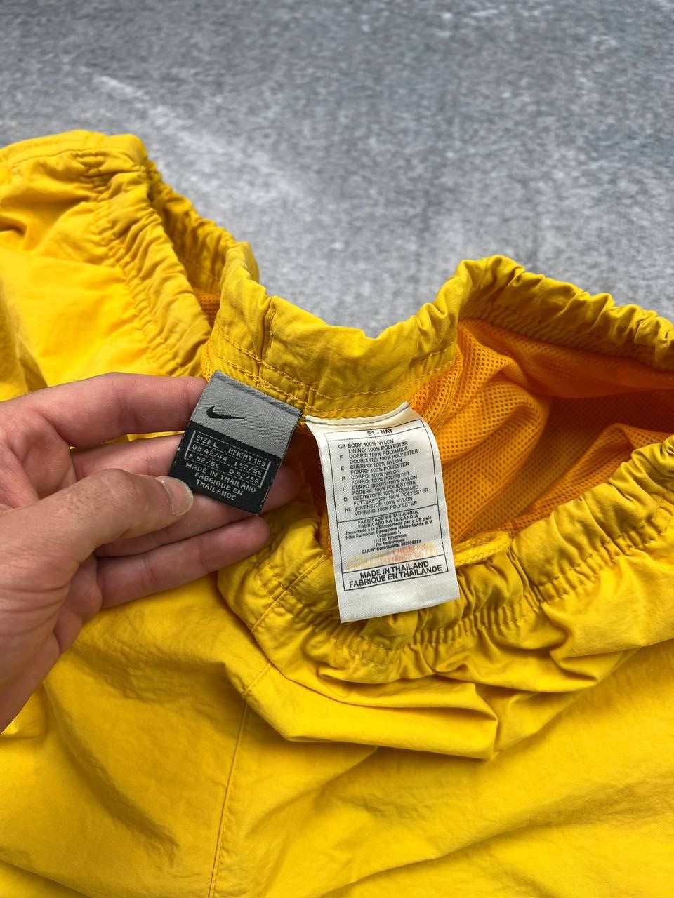 Nike × Vintage vintage nike yellow shorts Size US 34 / EU 50 - 4 Thumbnail