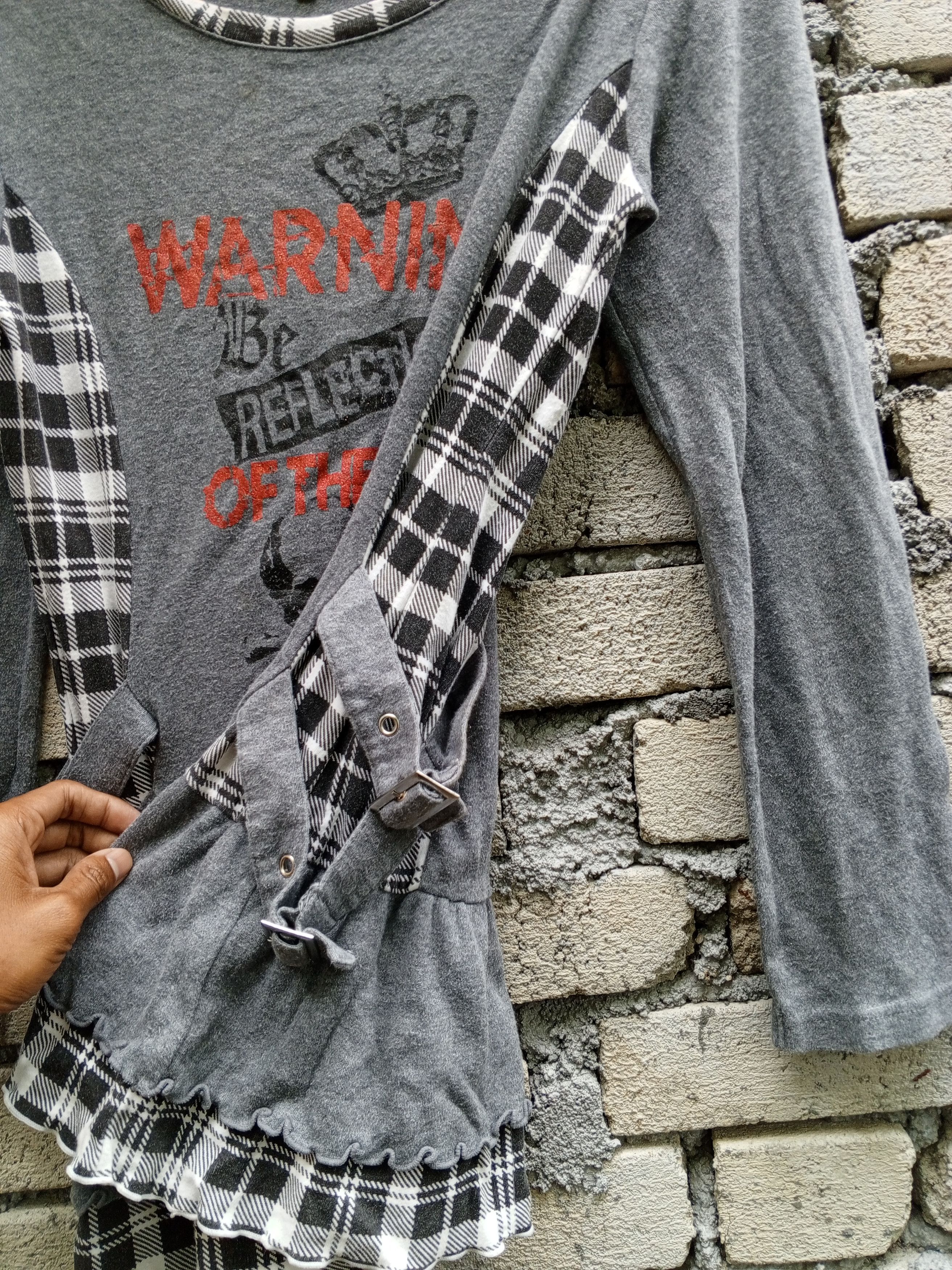 Japanese Brand {💥 PUNK JAPAN💥 }Trop girl warning punk skull Size XS / US 0-2 / IT 36-38 - 7 Thumbnail