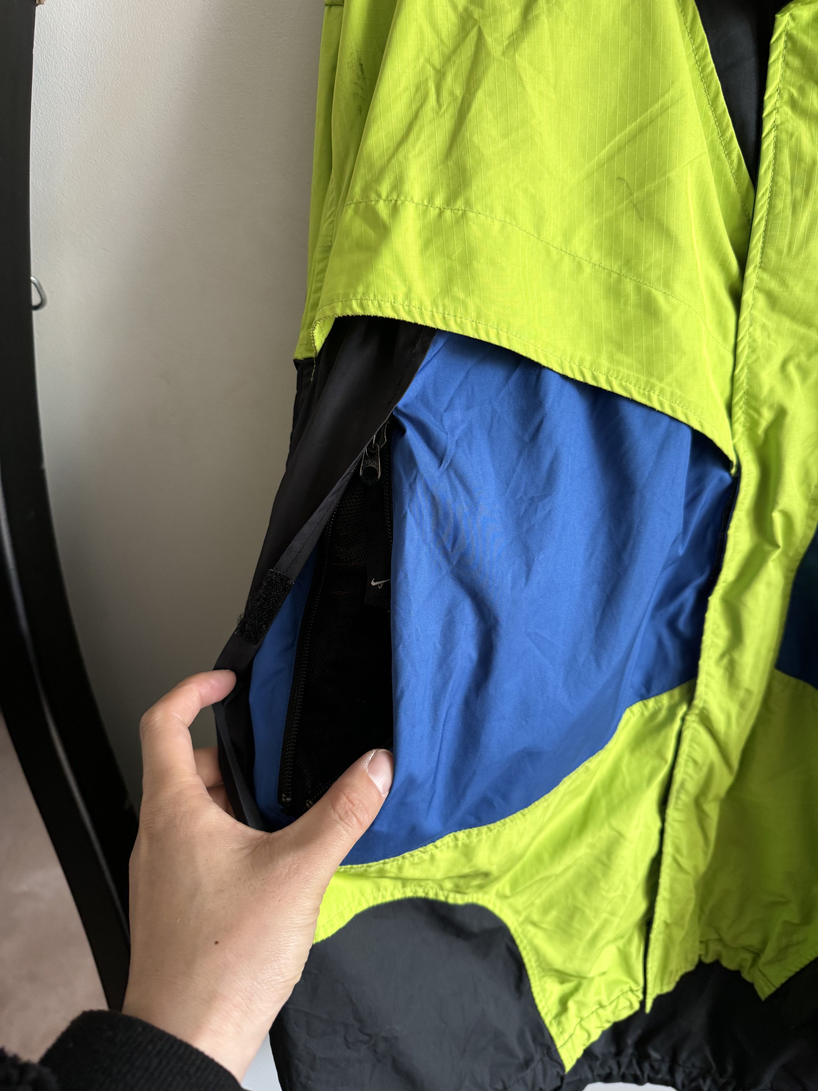 Nike × Nike ACG × Vintage 90/00s Nike ACG Packable Windbreaker Size L Size US L / EU 52-54 / 3 - 4 Thumbnail