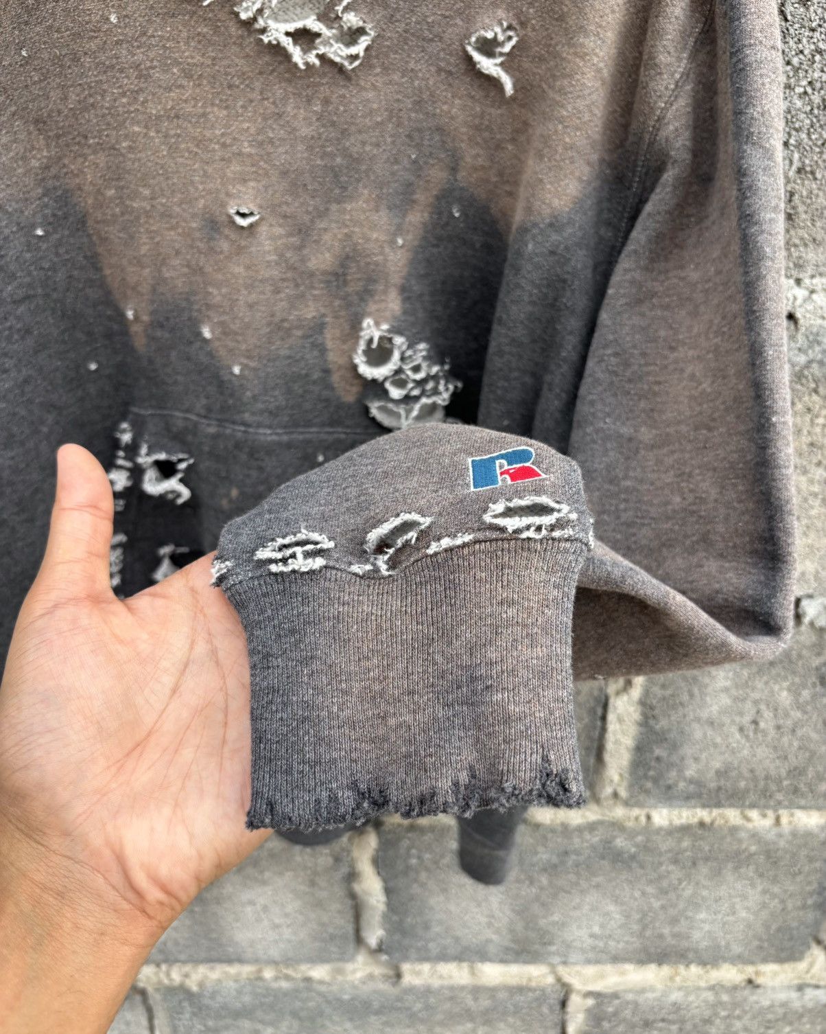 Vintage Thrashed 2Tone Faded Distressed Russell Hoodie Size US M / EU 48-50 / 2 - 9 Thumbnail