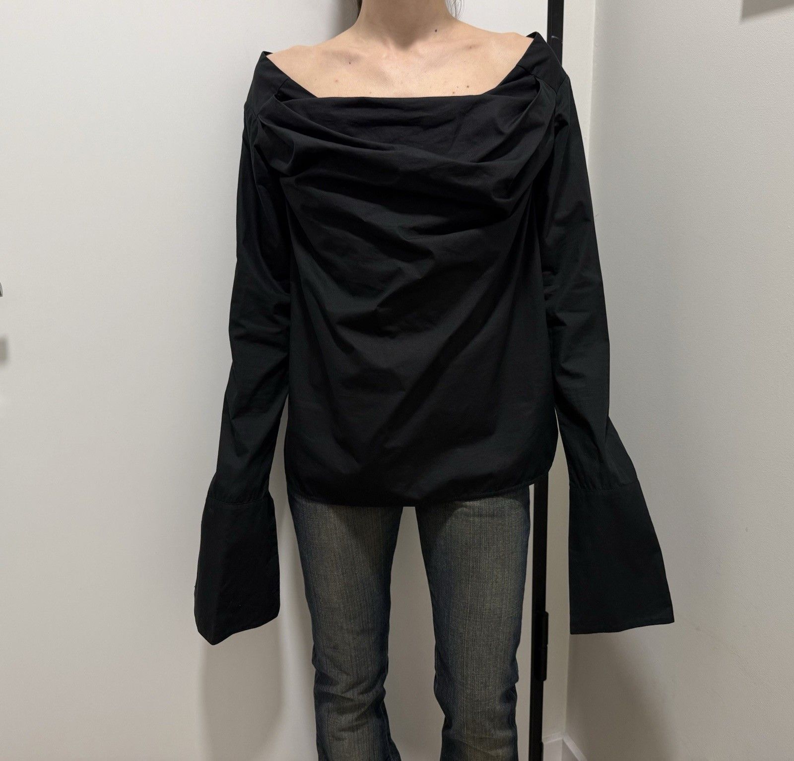 Dolce & Gabbana Dolce & Gabbana D&G Avant Garde Blouse Shirt Off Shoulders Size S / US 4 / IT 40 - 1 Thumbnail