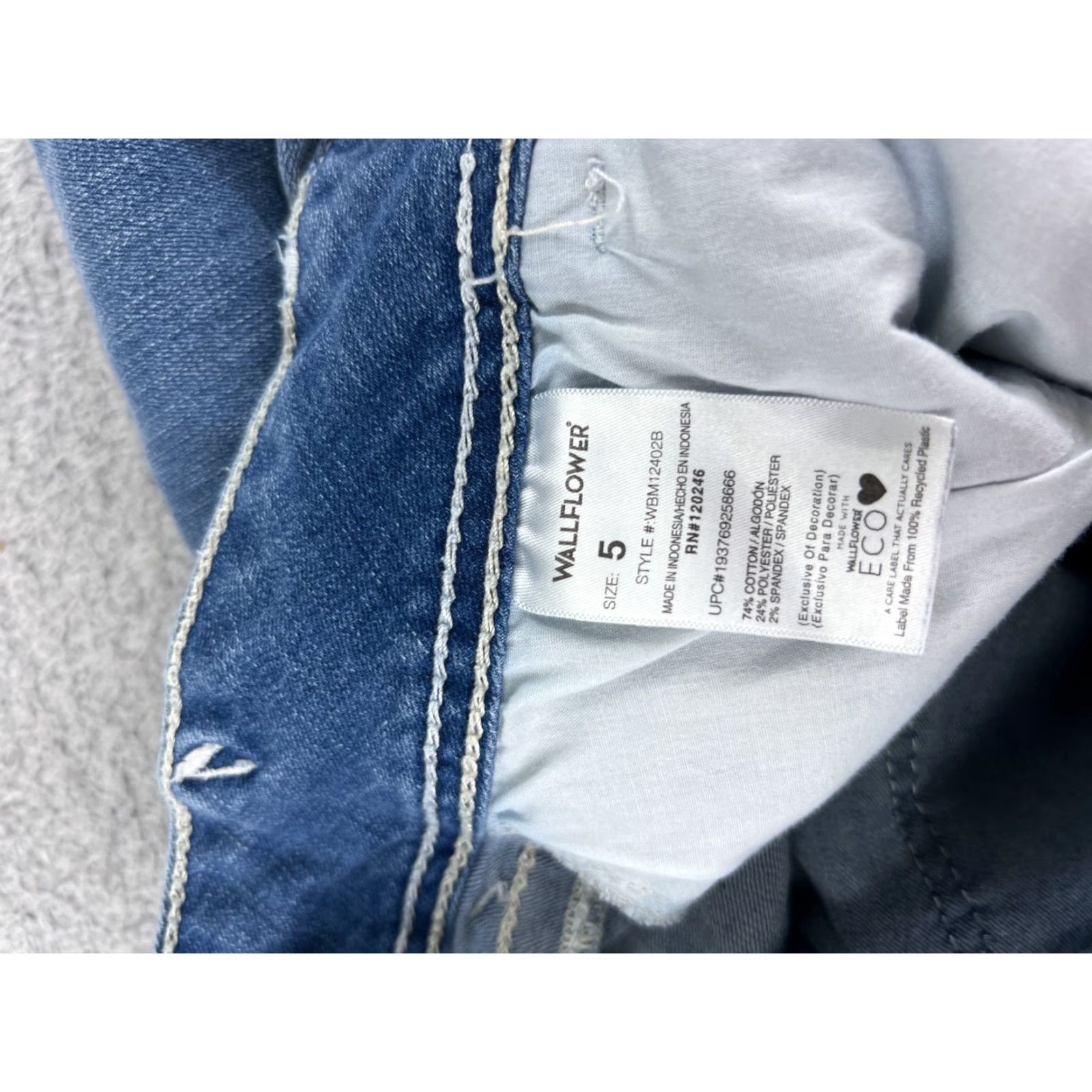 Vintage VINTAGE Wallflower Jeans Women's Denim Pants 5 Blue Low Rise Bootcut Stretch Cotton 24x31 Size 27" / US 4 / IT 40 - 7 Thumbnail