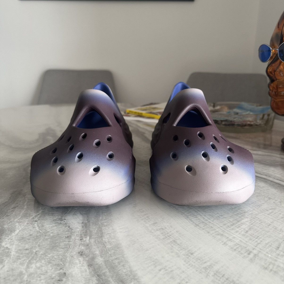 Dingyun Zhang Crocs x Dingyun Zhang Diffuser Ombre Graphic Shoes Size US 8 / EU 41 - 3 Thumbnail