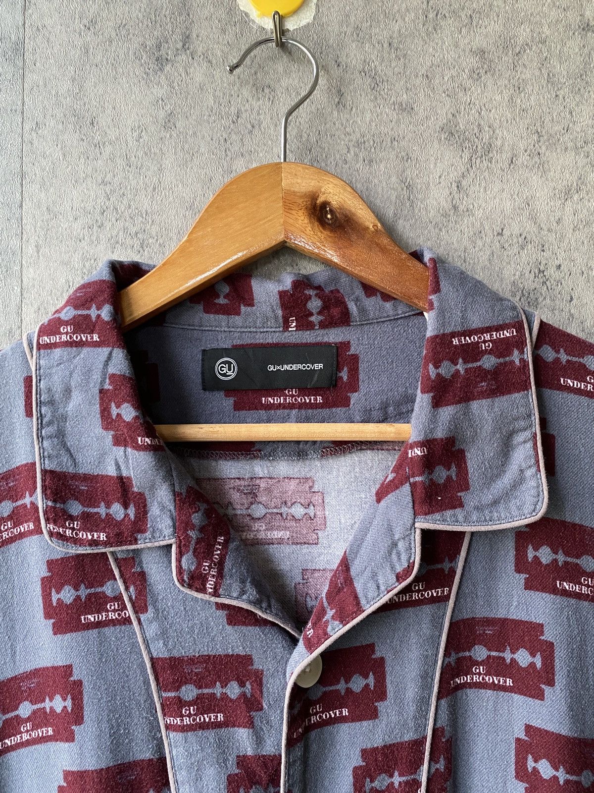 GU × Undercover GU x Undercover Sleepwear Shirt Fullprint Design Size US XXL / EU 58 / 5 - 14 Thumbnail