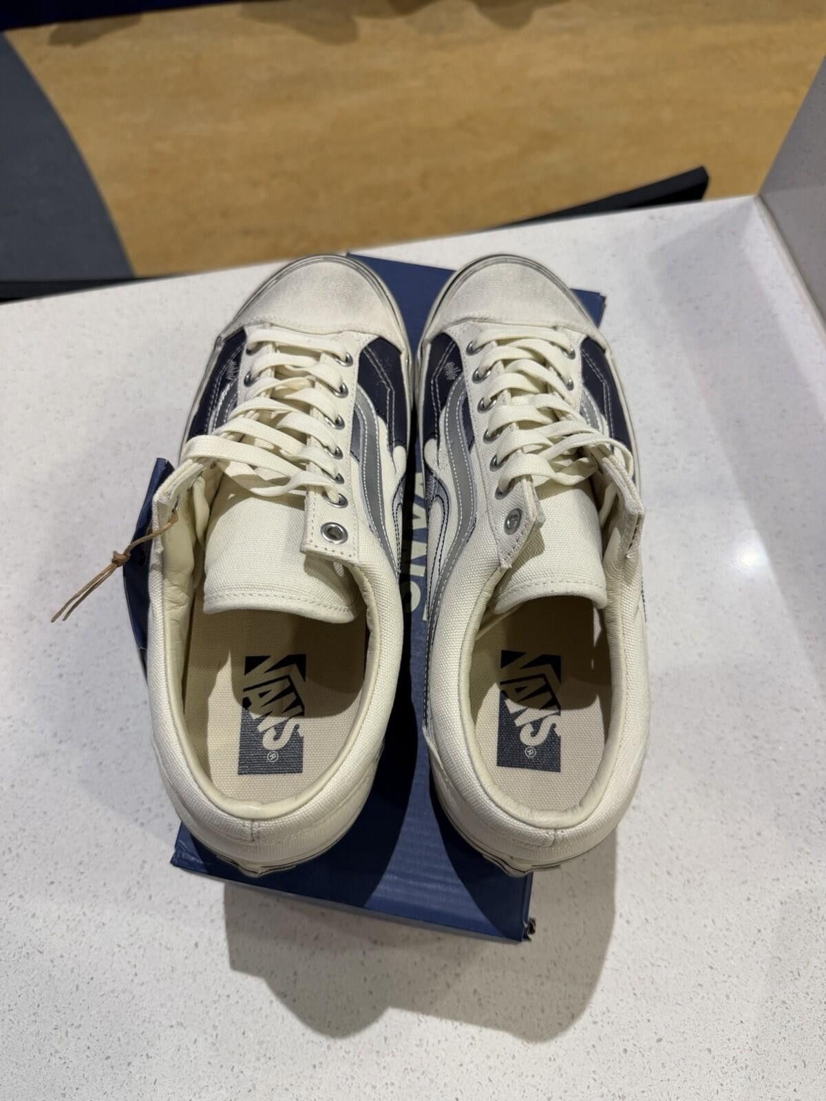 Vans Vans Old Skool 36 Flame Archive Pack Marshmallow (8.5) NEW Size US 8.5 / EU 41-42 - 8 Thumbnail