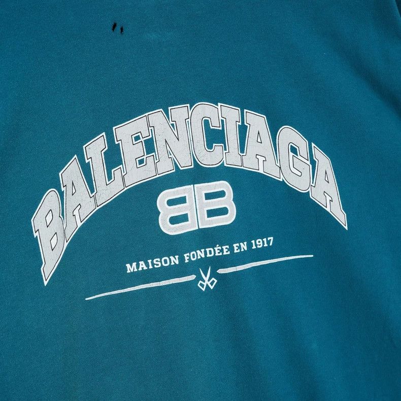 Balenciaga Balenciaga Alphabet print vandals do old long sleeve lake Size US L / EU 52-54 / 3 - 4 Thumbnail