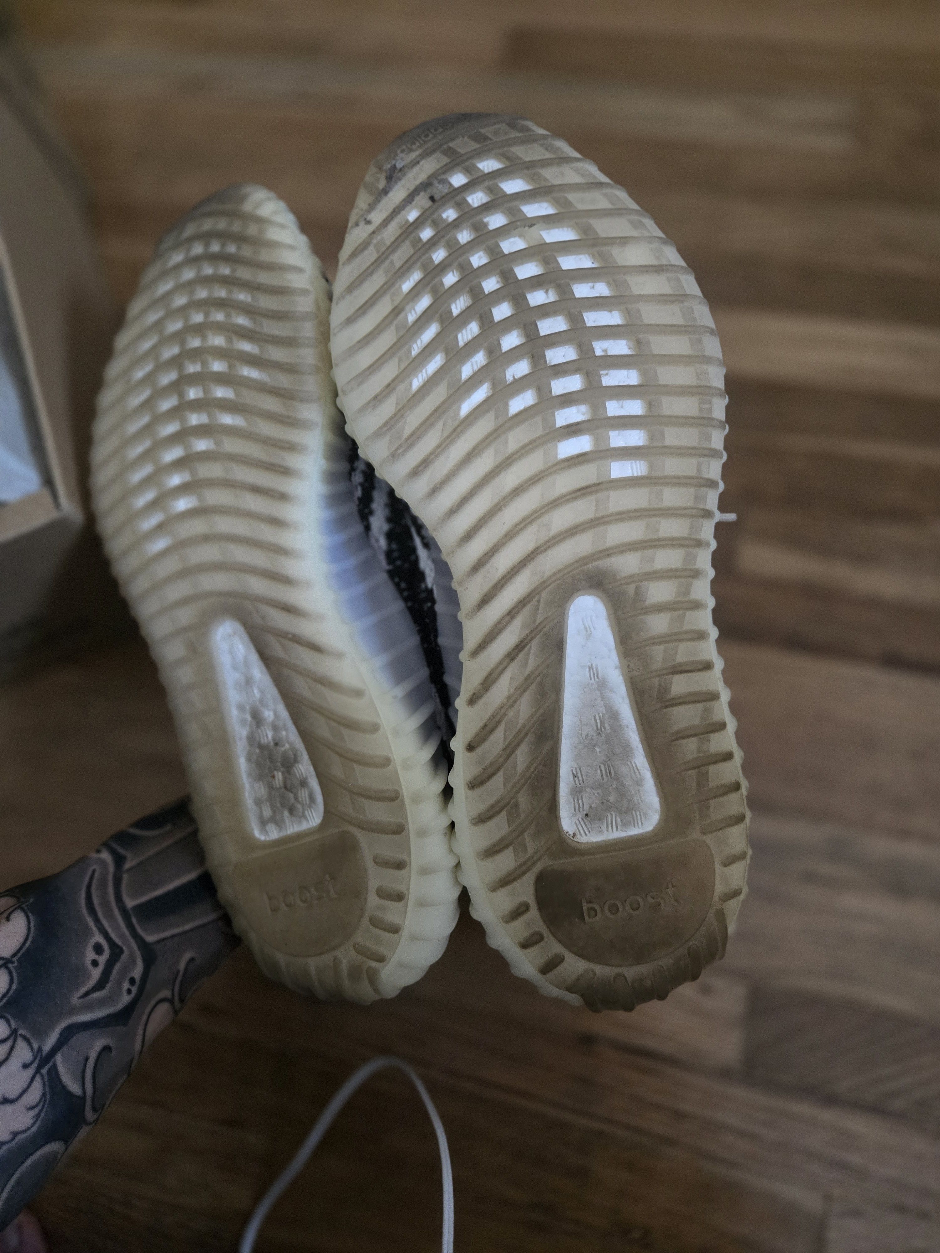 Yeezy Yeezy boost 360 Zebra Size US 11 / EU 44 - 6 Thumbnail
