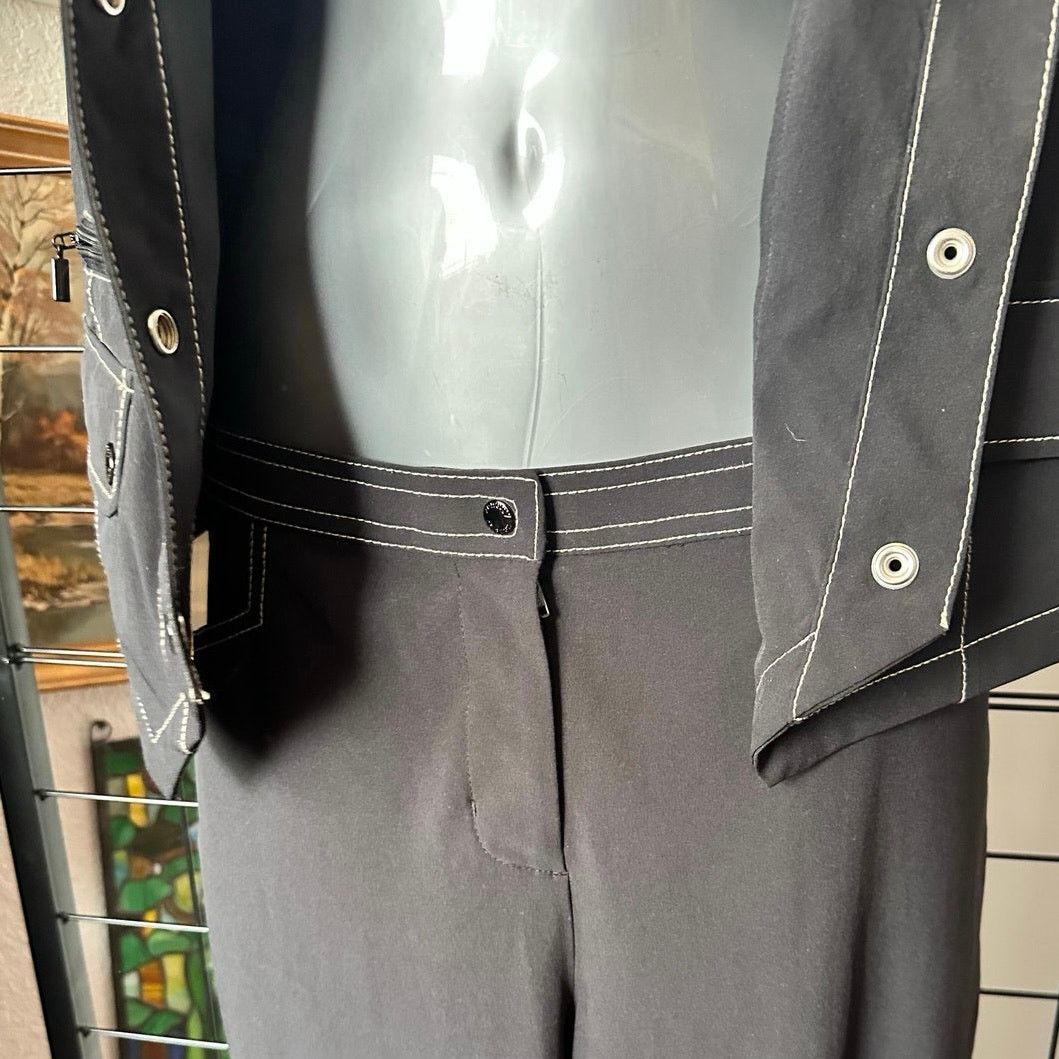 Chicos zenergy by chicos contrast stitch button up capri set Size 25" / US 0 / IT 36 - 3 Thumbnail