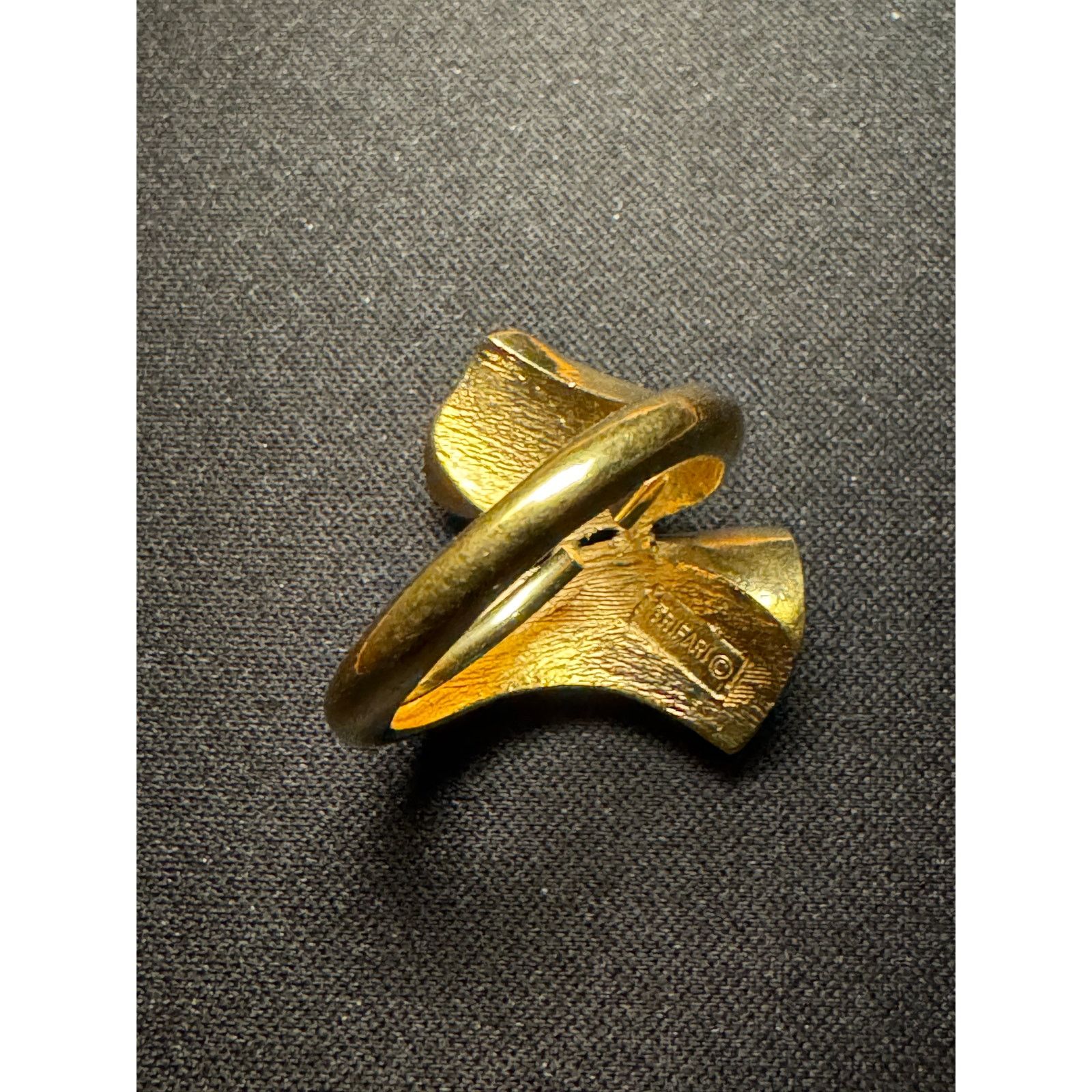 Other Vintage Trifari Scallop Swoosh Modernist Ring Size 6 Size ONE SIZE - 5 Thumbnail