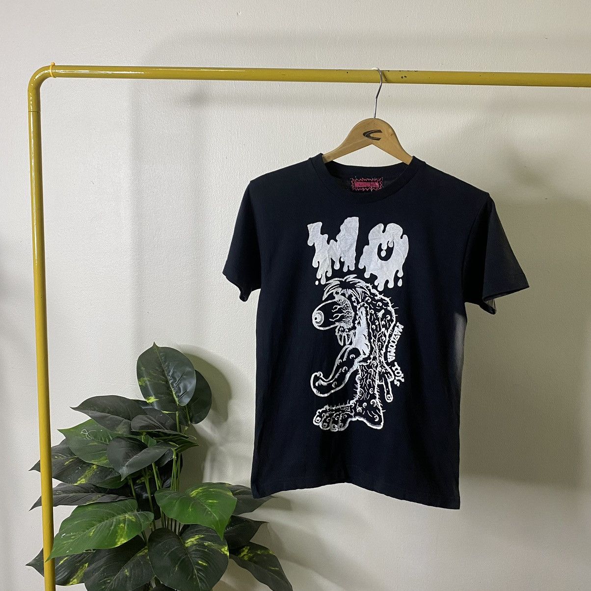 Japanese Brand Vintage Y2K Mazooma Toys Japanese Toy R Us Promo Tee Size US S / EU 44-46 / 1 - 1 Thumbnail