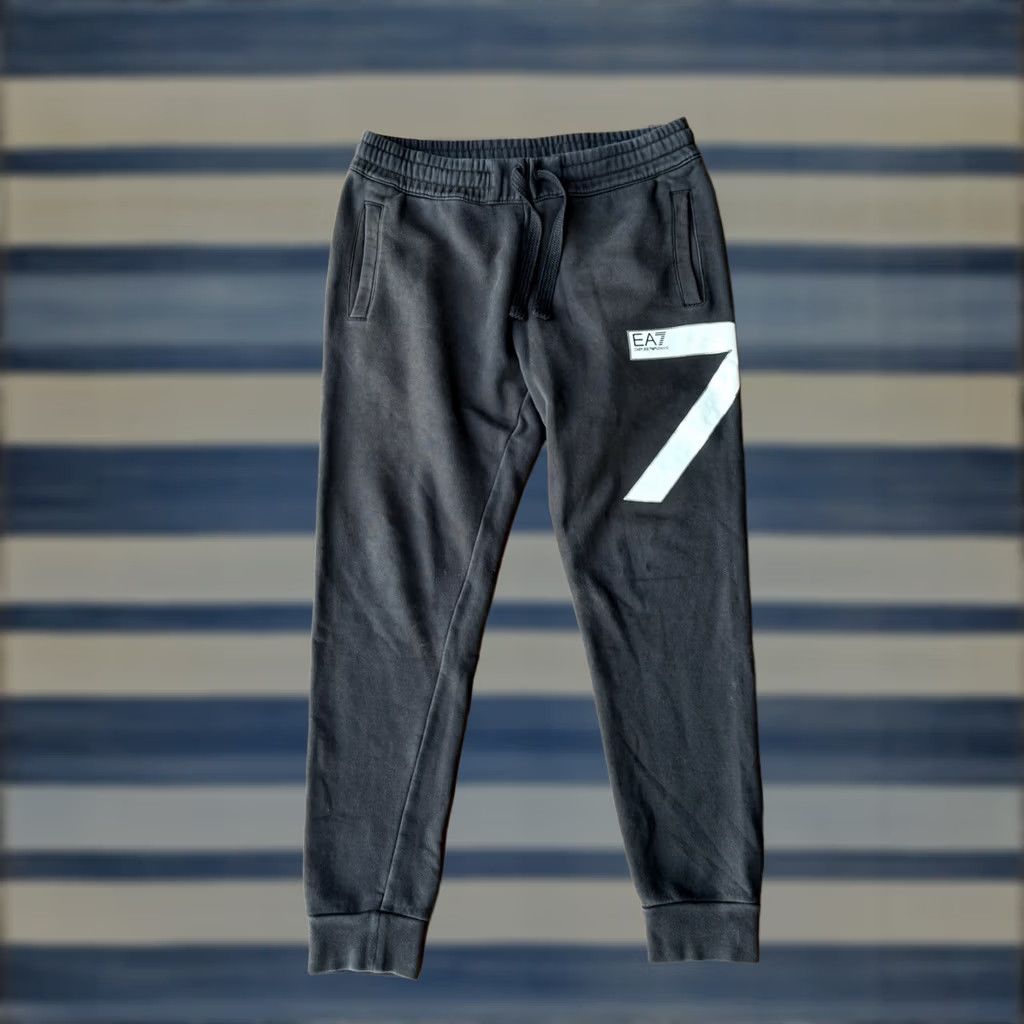 Emporio Armani Emporio Armani EA7 Designer Joggers Sweatpants Black Mens Small Casual Logo Size US 29 - 1 Thumbnail