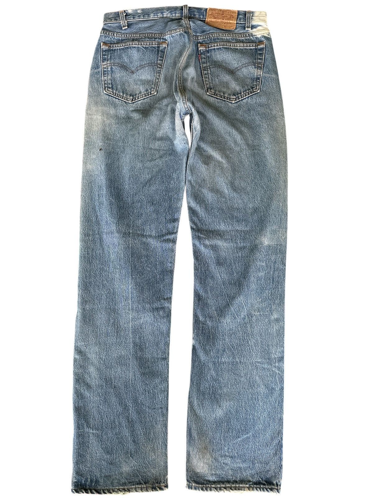 Levi's Distress Vintage Levis 80s Light Wash Black Button 33x44 Size US 33 - 2 Thumbnail