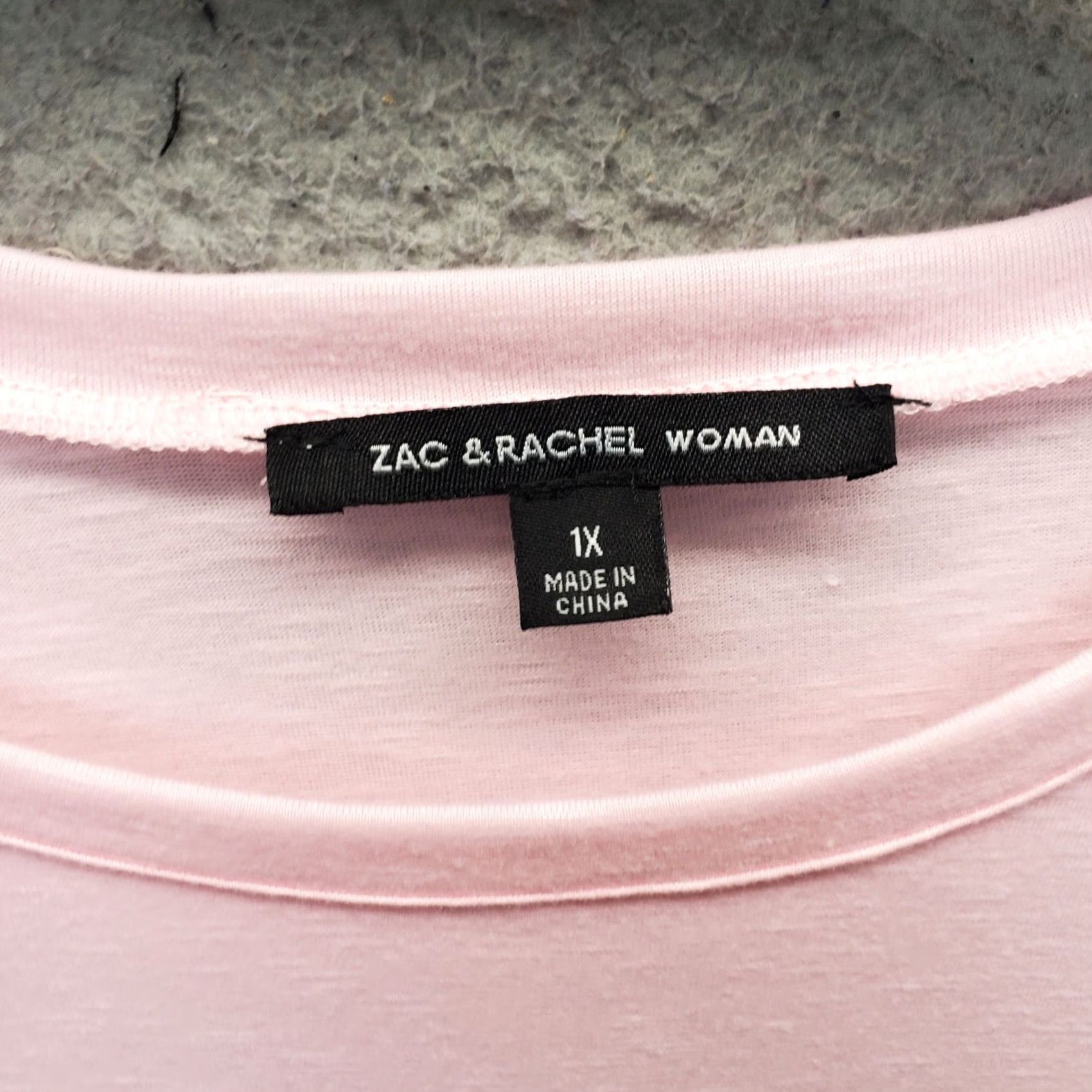 Vintage Zac & Rachel Blouse Womens 1X Pink Eyelet Balloon Sleeve Round Neck Pullover Shirt Size XL / US 12-14 / IT 48-50 - 5 Thumbnail