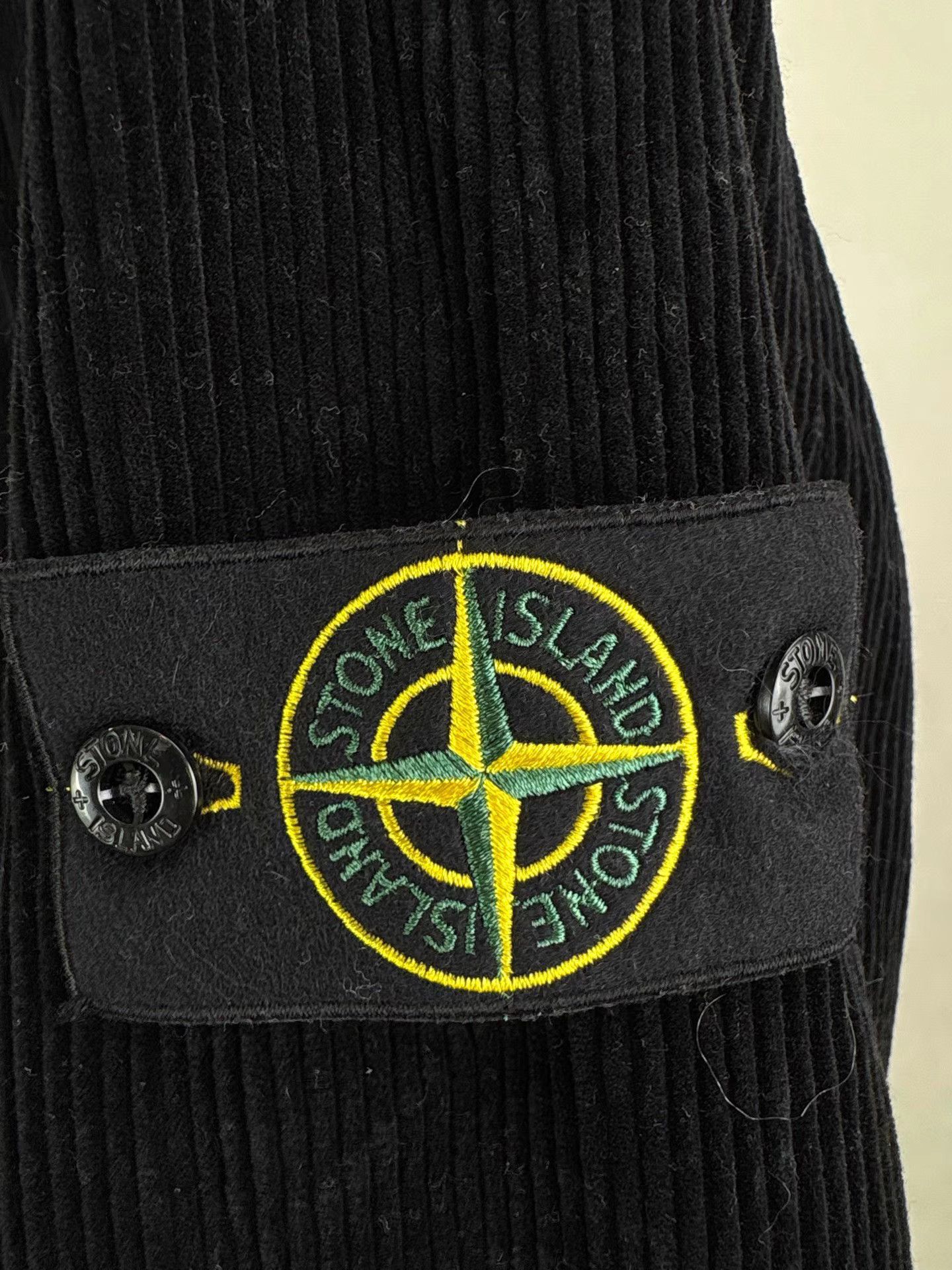 Stone Island STONE ISLAND Sleeve Badge Velvet Zip-Up Jacket Size US L / EU 52-54 / 3 - 3 Thumbnail