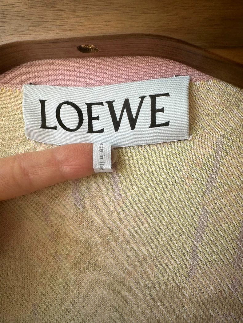 Loewe LOEWE A pink V-neck knit sweater for ladies Size XS / US 0-2 / IT 36-38 - 3 Thumbnail