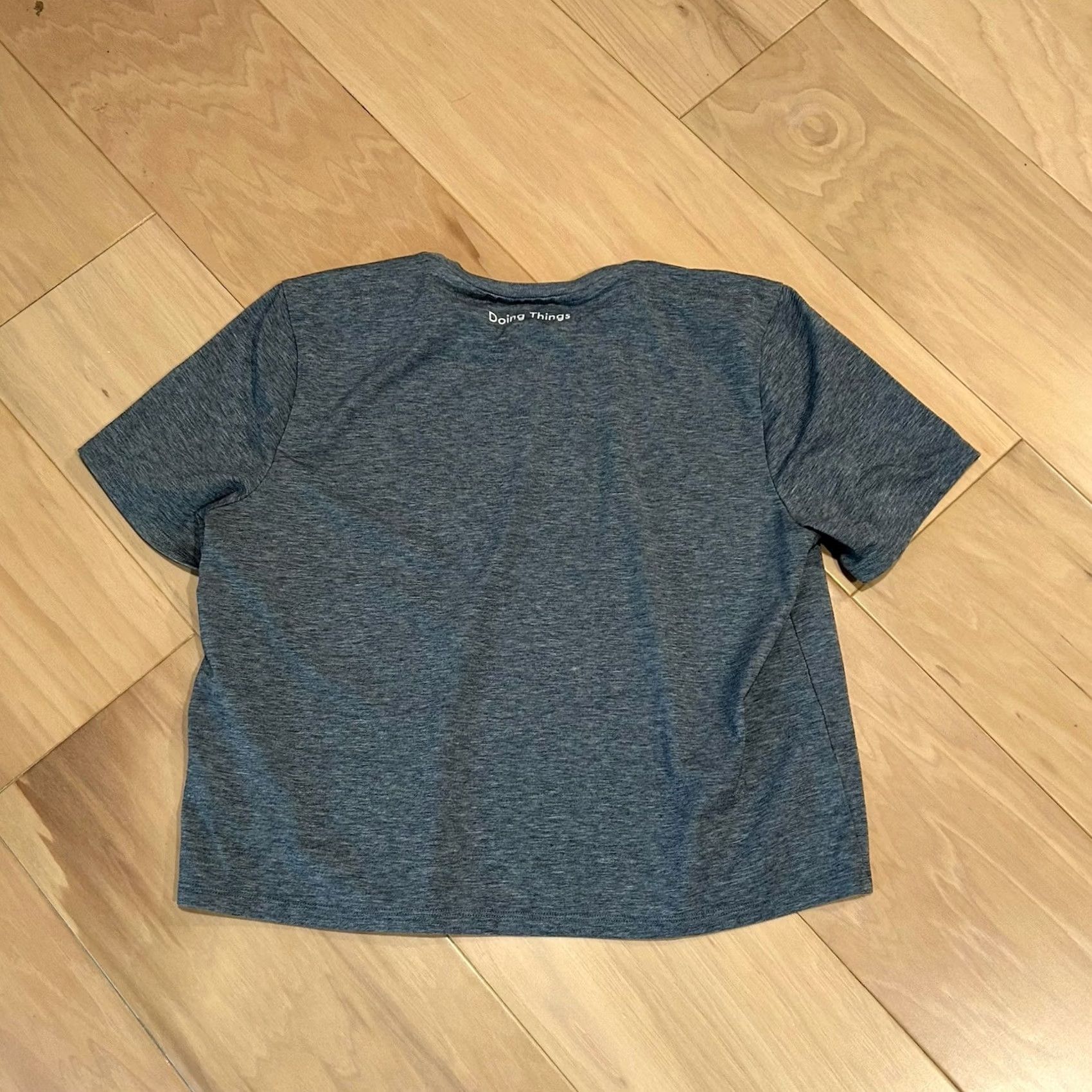 Outdoor Voices Outdoor Voices Gray Cropped Soft Tee Women’s Medium Shirt Womens Medium Gray Cropped Soft Tee Activewear Casual Updated 90s/Style Size ONE SIZE - 2 Thumbnail