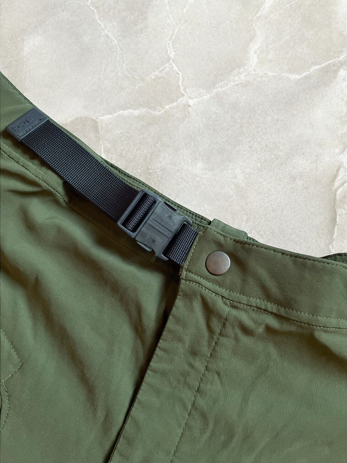 Nike ACG × Vintage NIKE ACG BIG LOGO CARGO POCKET SHORTS Bermuda vintage y2k Size US 34 / EU 50 - 6 Thumbnail