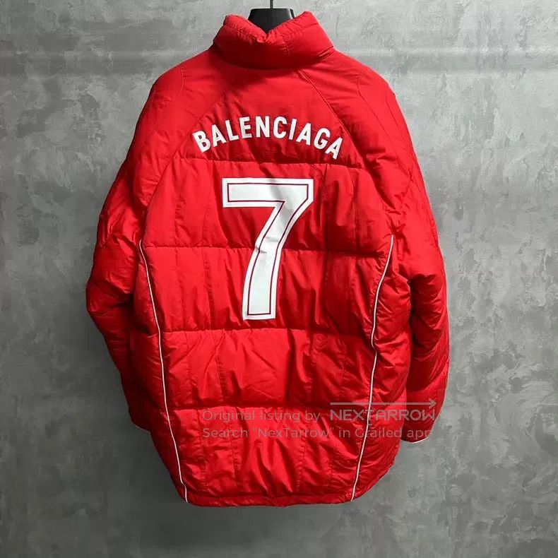 Balenciaga Balenciaga Red Soccer Ball Printed Logo Down Jacket Size US S / EU 44-46 / 1 - 7 Thumbnail