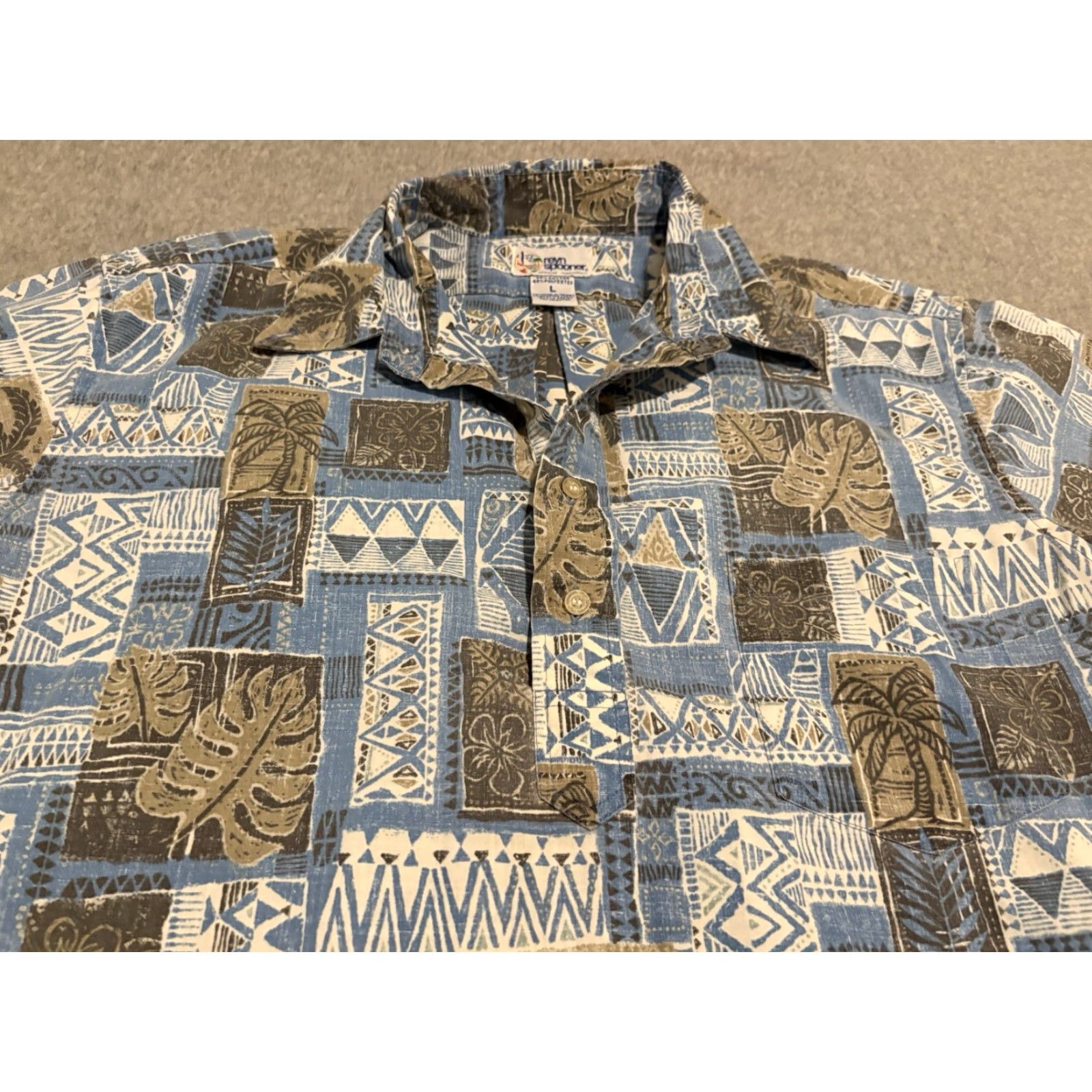 Reyn Spooner Reyn Spooner Hawaiian Shirt Mens Large Blue Floral Half Button Up Pullover Short Sleeve Cotton Polyester Size US L / EU 52-54 / 3 - 3 Thumbnail