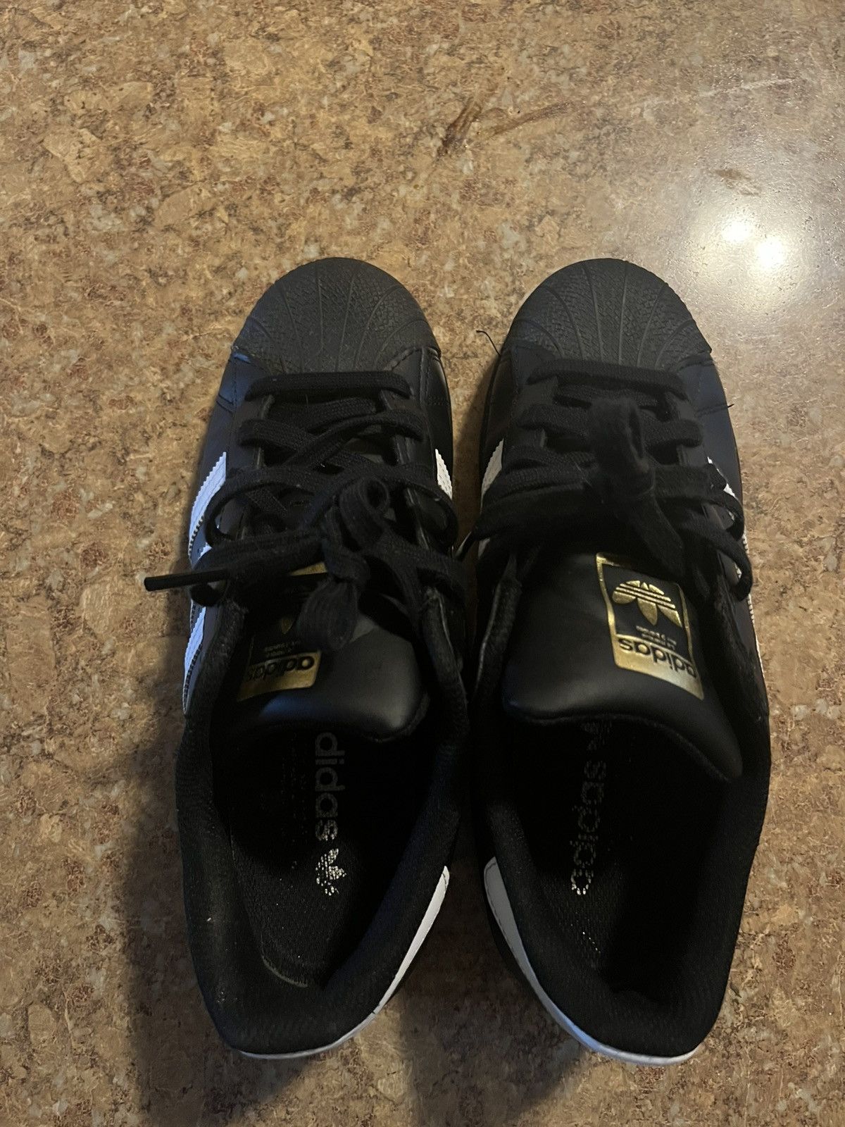 Adidas Adidas Superstar Size US 6.5 / EU 39-40 - 2 Thumbnail