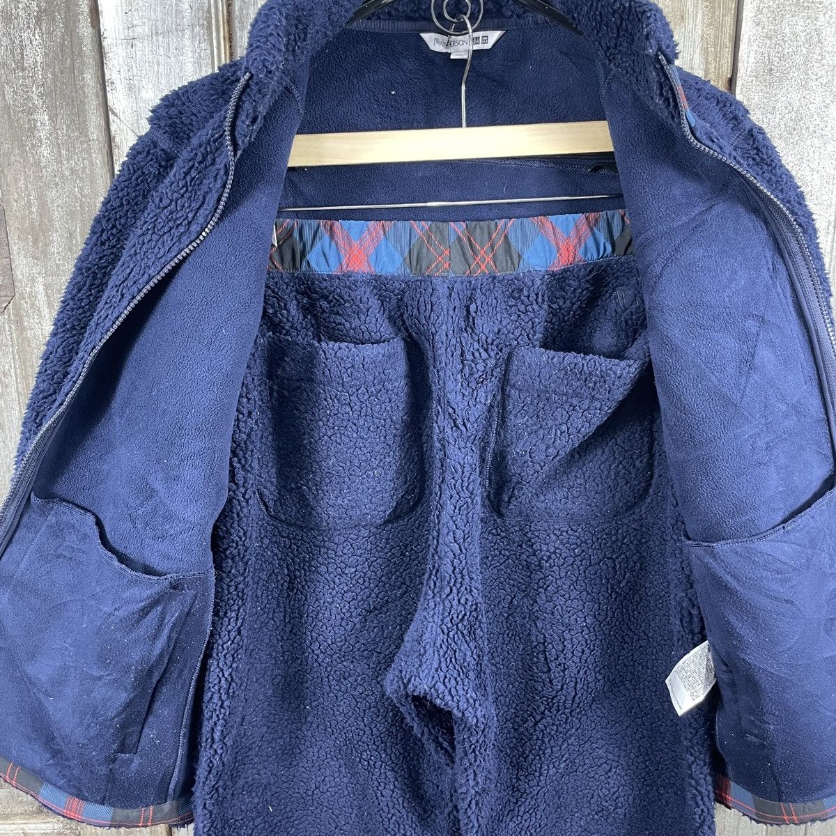 JW Anderson × Uniqlo J.W.Anderson Fleece One Set Size US 34 / EU 50 - 6 Thumbnail