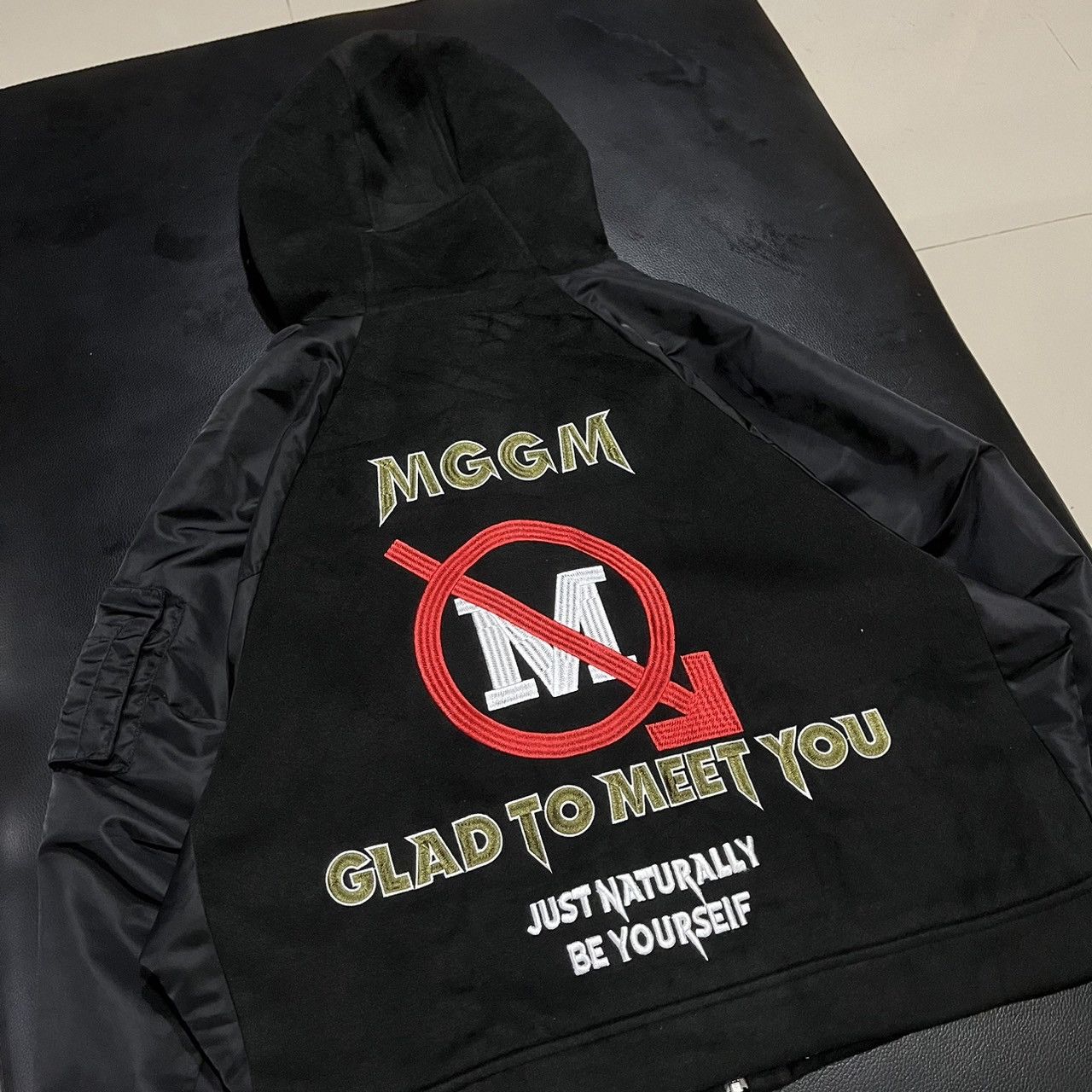 Japanese Brand muguoguomu bomber hooded jacket Size US M / EU 48-50 / 2 - 3 Thumbnail