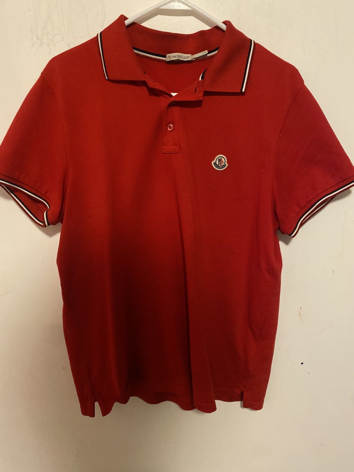 Moncler Moncler red polo size M Size US M / EU 48-50 / 2 - 1 Thumbnail