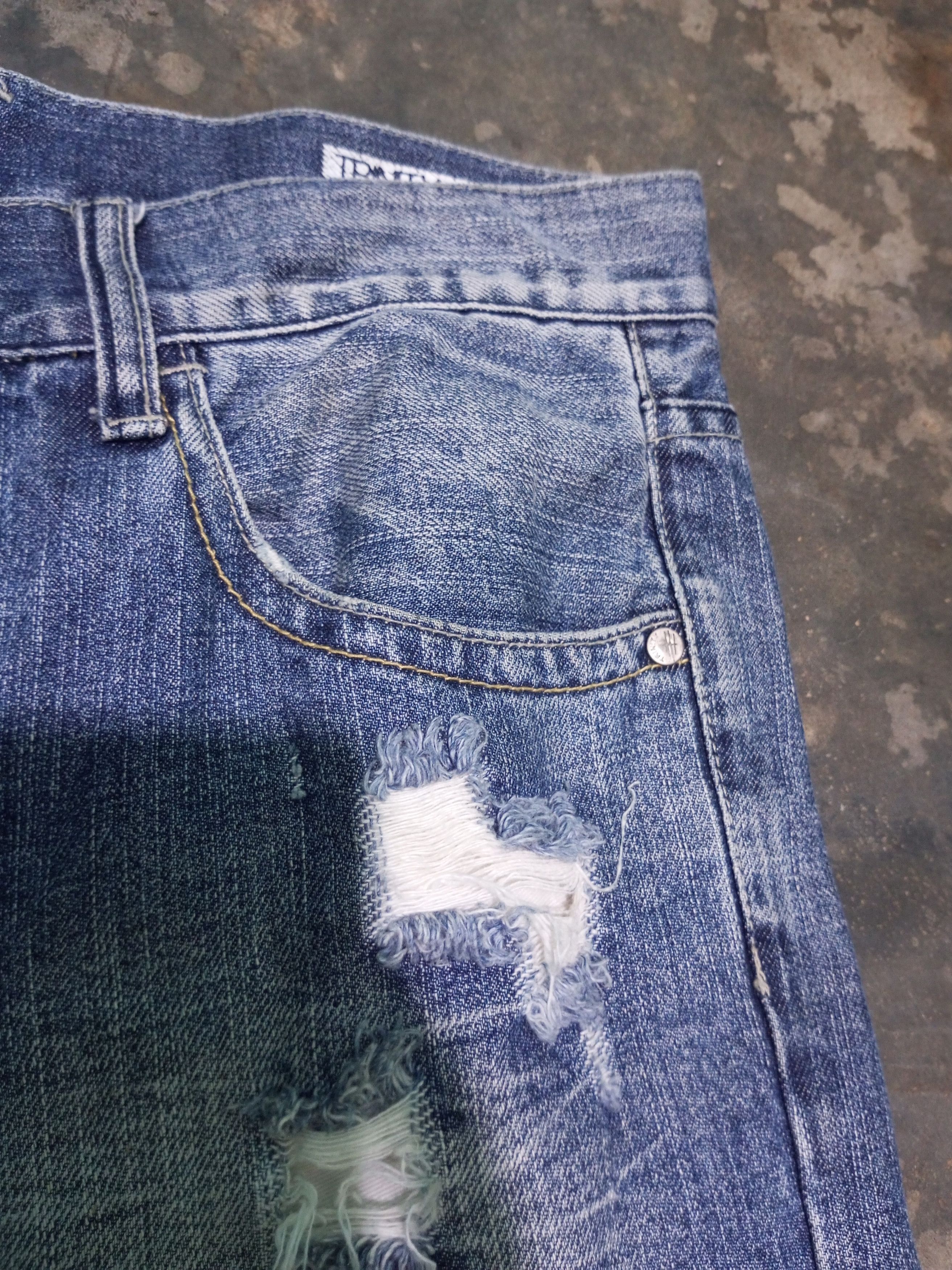 20471120 Vintage Trinity button zip distressed denim Size US 32 / EU 48 - 3 Thumbnail