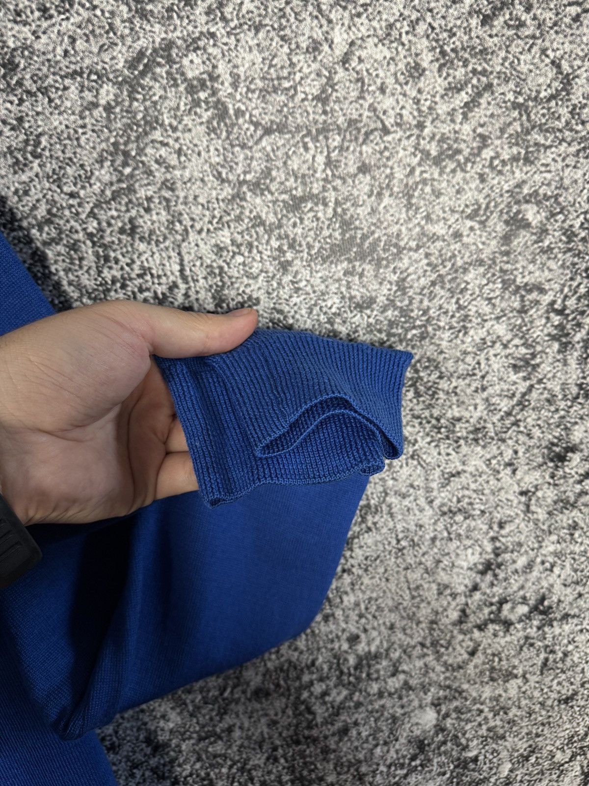Fred Perry Men’s Fred Perry V-Neck Wool Sweater Blue Pullover Size L Size US L / EU 52-54 / 3 - 6 Thumbnail