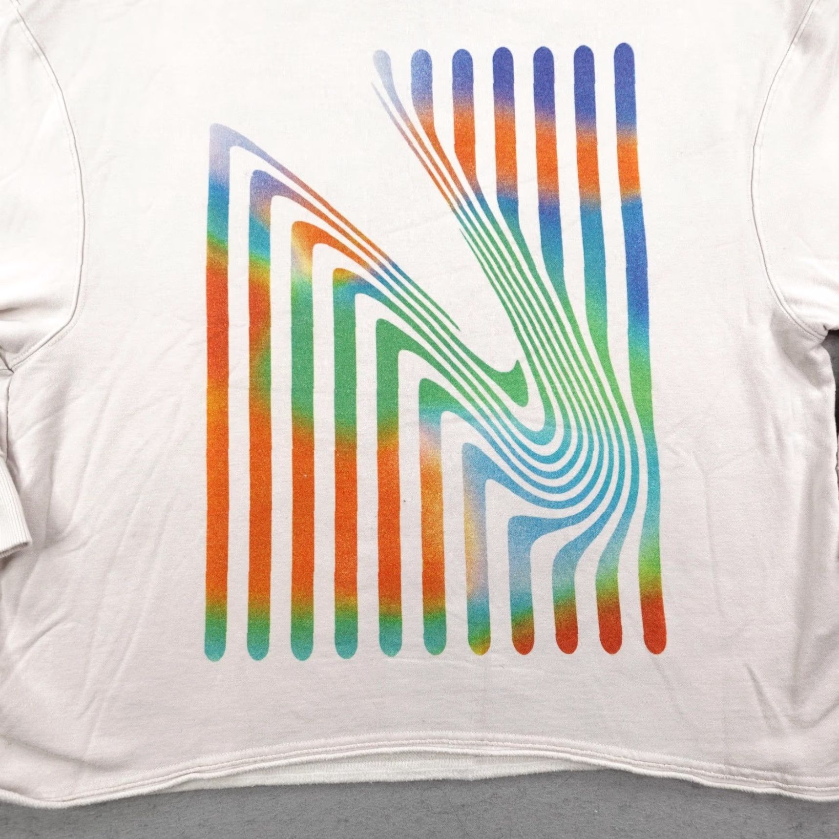 Nike Nike Sweatshirt Womens M White Yoga A.I.R Robbie Simon Crewneck Graphic Print Pullover Activewear Casual Size M / US 6-8 / IT 42-44 - 3 Thumbnail