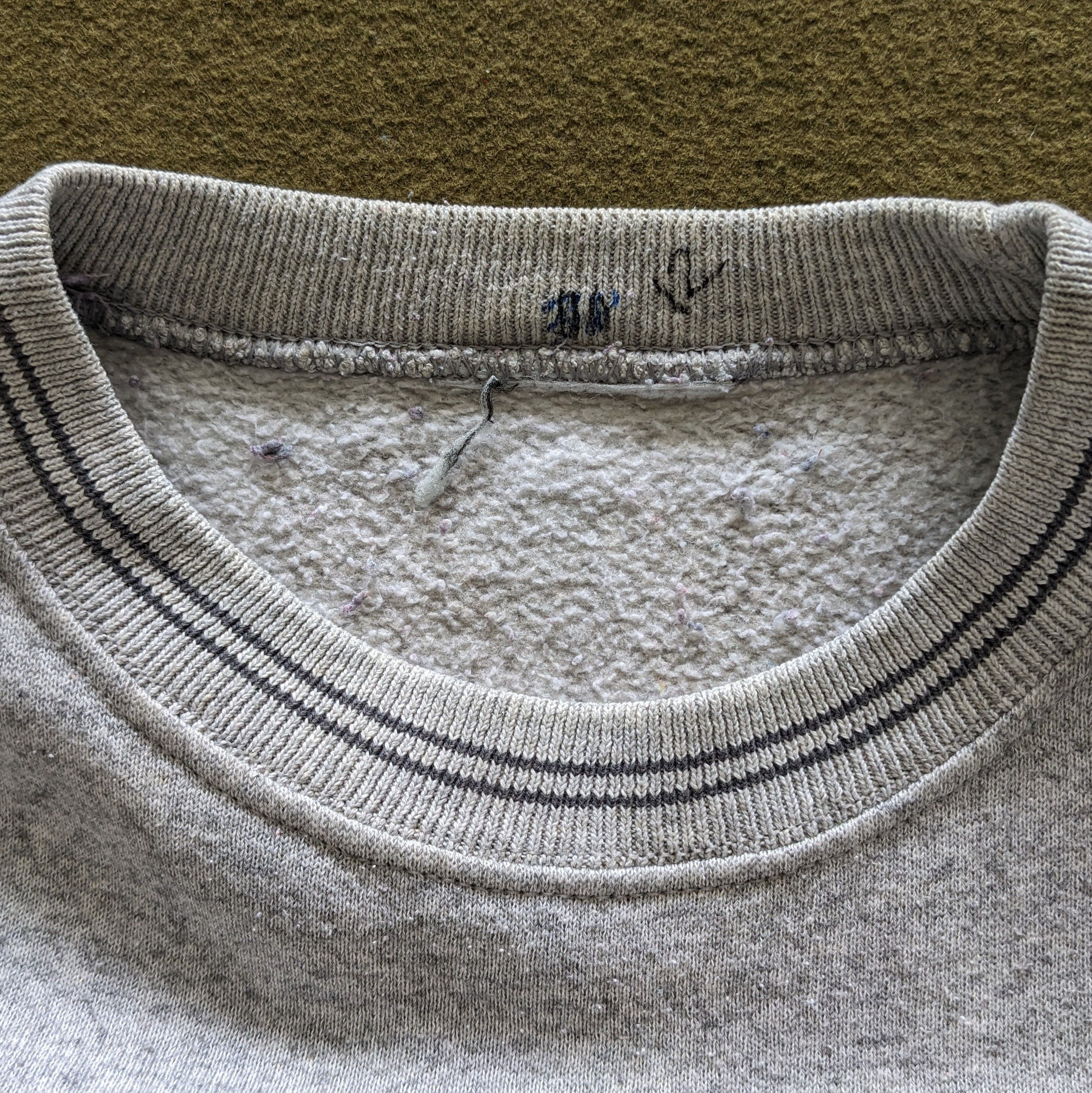 Mickey Mouse Vintage MICKEY MOUSE Disney Cartoon Sweatshirt Size US XL / EU 56 / 4 - 7 Thumbnail