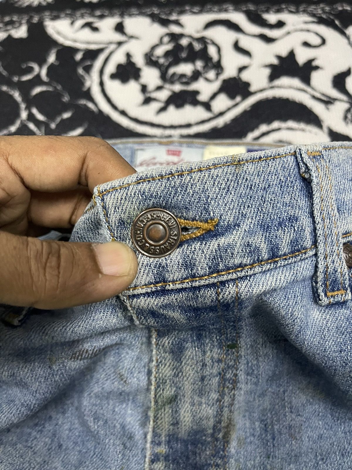 Levi's 90s LEVIS 540 BAGGY JEANS SPLASH PAINT JEANS 34x32 Size US 34 / EU 50 - 7 Thumbnail