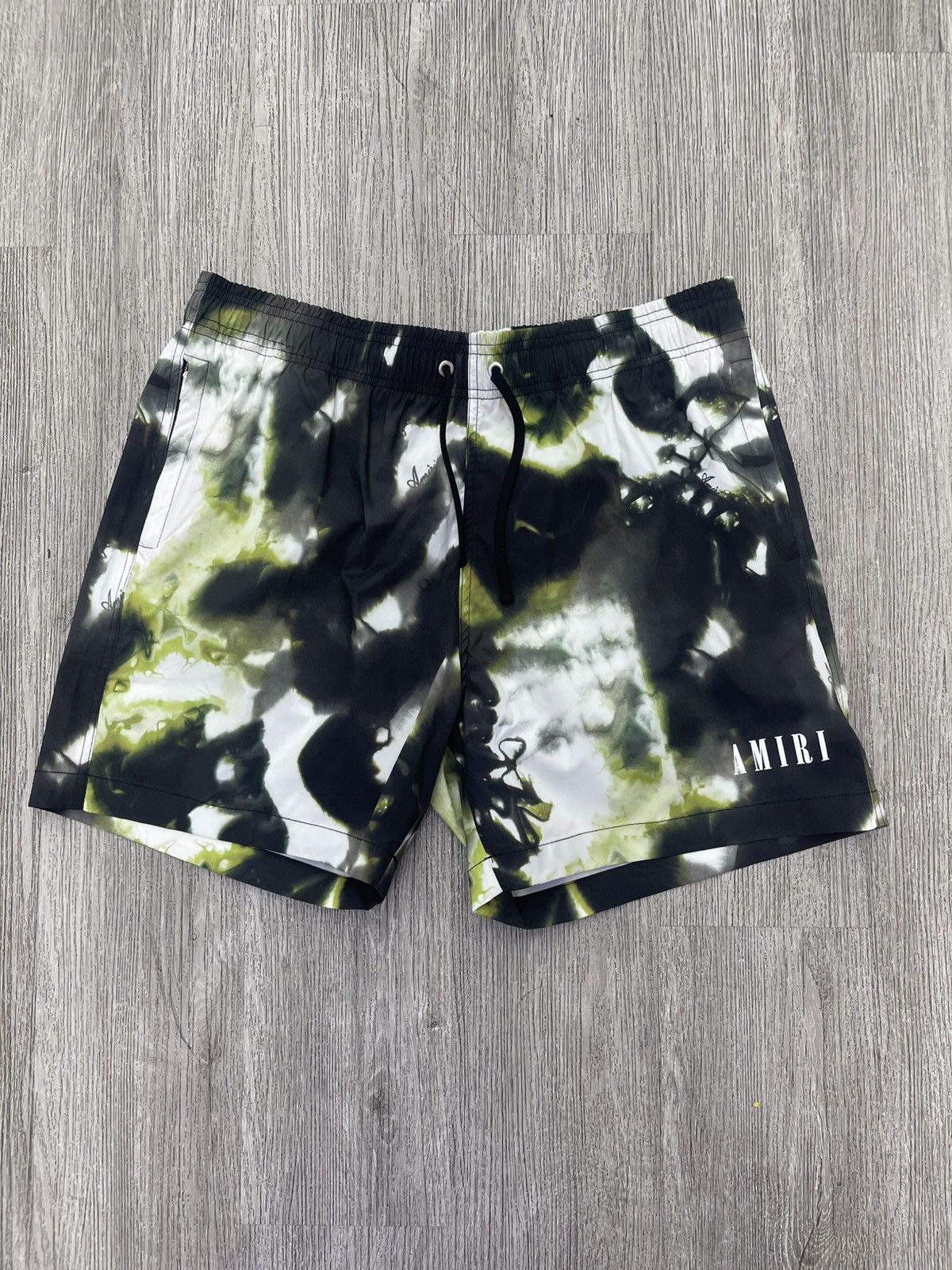 Amiri Amiri tie dye green core logo swimtrunk Size US 30 / EU 46 - 1 Thumbnail
