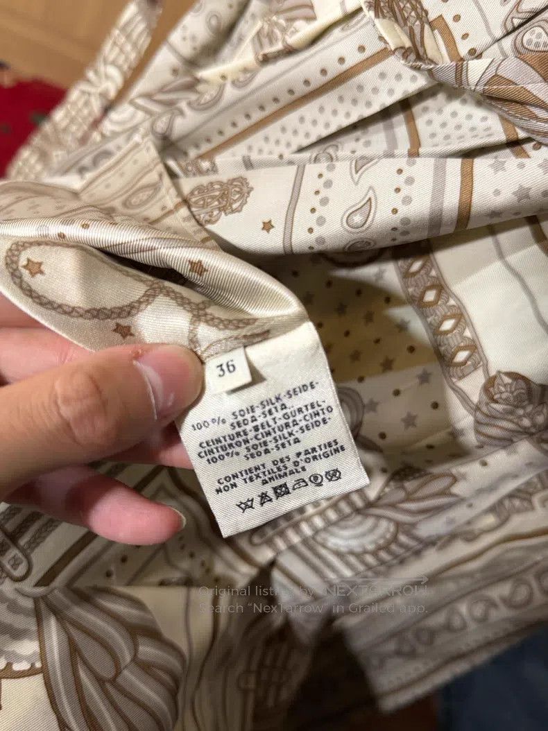 Hermes Hermes Long-sleeve dress in beige and brown color, retro f Size XS / US 0-2 / IT 36-38 - 4 Thumbnail