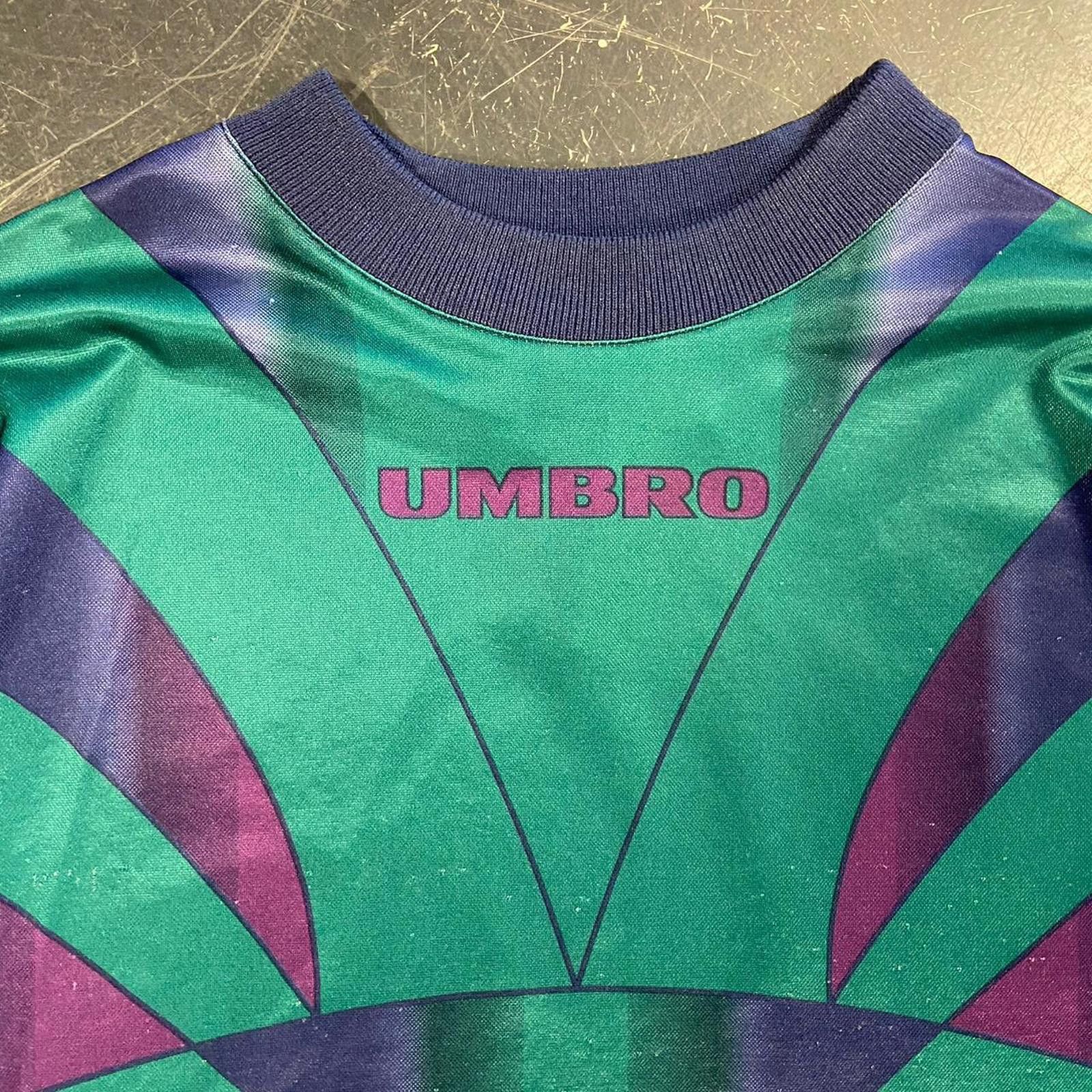 Umbro Vintage 90s Umbro Retro Soccer Goalie Jersey Size US XL / EU 56 / 4 - 4 Thumbnail