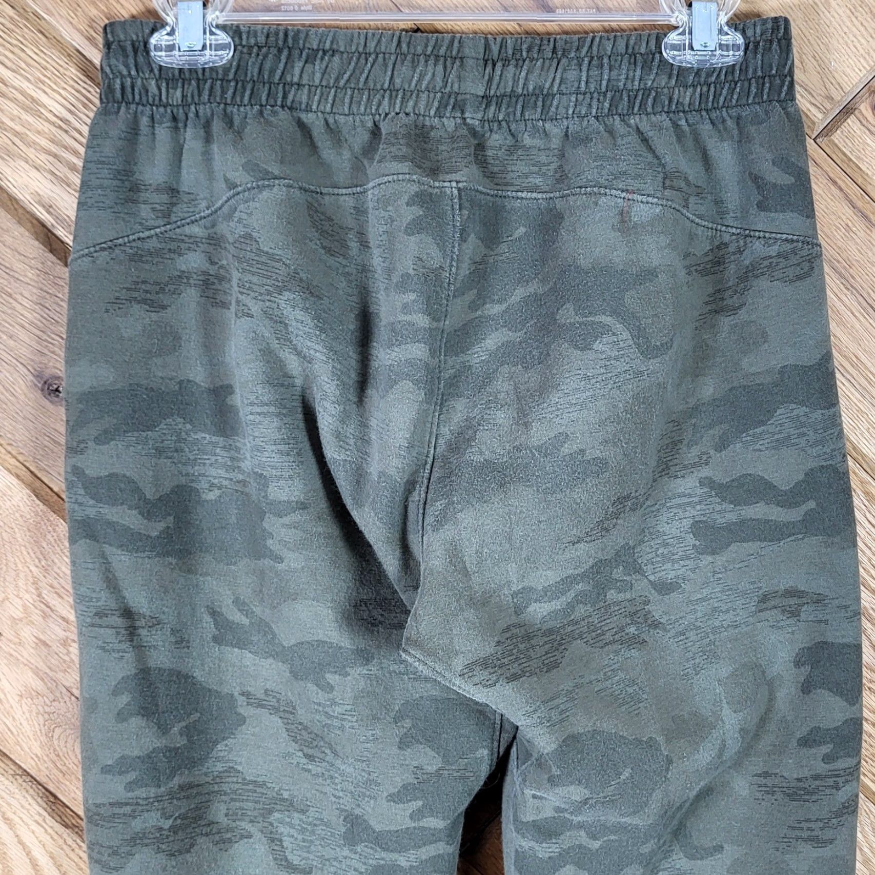 Old Navy Old Navy Joggers Mens Size S Small Green Camo Tech Fleece Style Pants Size US 29 - 4 Thumbnail