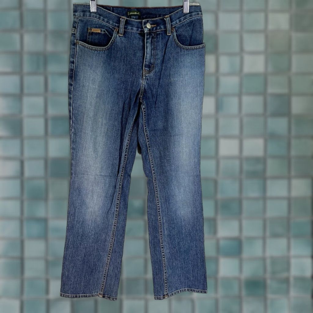 Eddie Bauer Eddie Bauer Jeans Women Blue 30X32 Reg Fit Straight Leg Denim Size 8 Size 30" / US 8 / IT 44 - 1 Thumbnail
