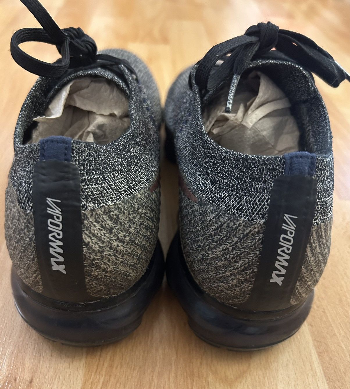 Nike Nike Air VaporMax Flyknit Explorer Dark Size US 11 / EU 44 - 6 Thumbnail