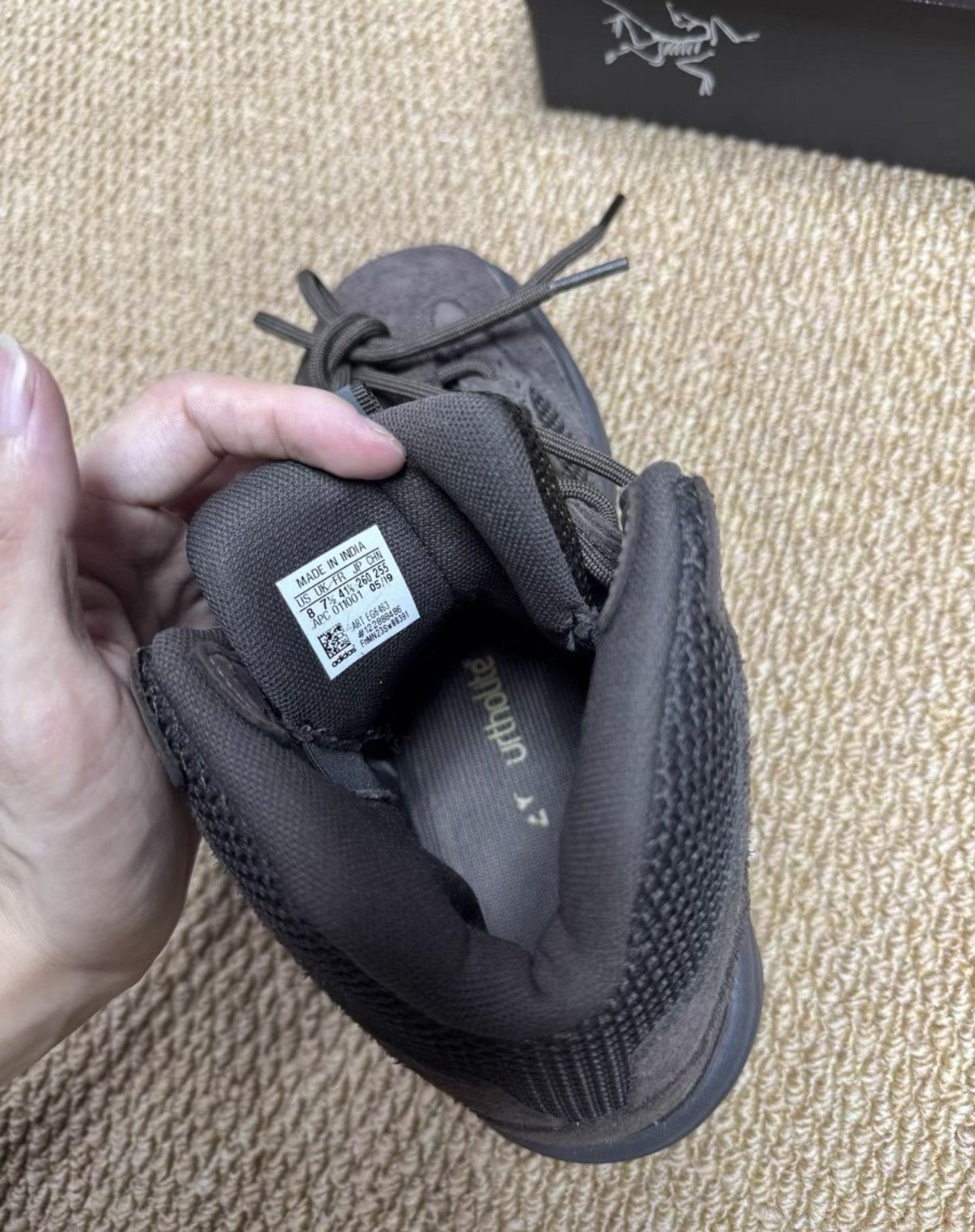 Adidas Adidas Yeezy DSRT Boot Oil Dark brown colorway K37 Size US 8 / EU 41 - 9 Thumbnail
