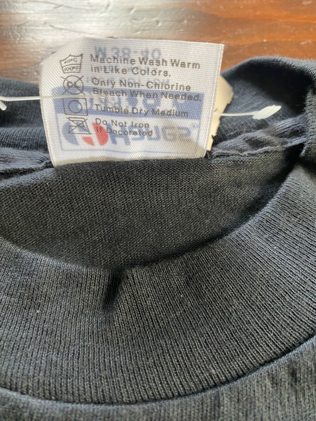 Hanes × Universal Studios × Vintage Vintage NWT 80’s Universal Studios Black Single Stitch Tee Size US M / EU 48-50 / 2 - 12 Thumbnail